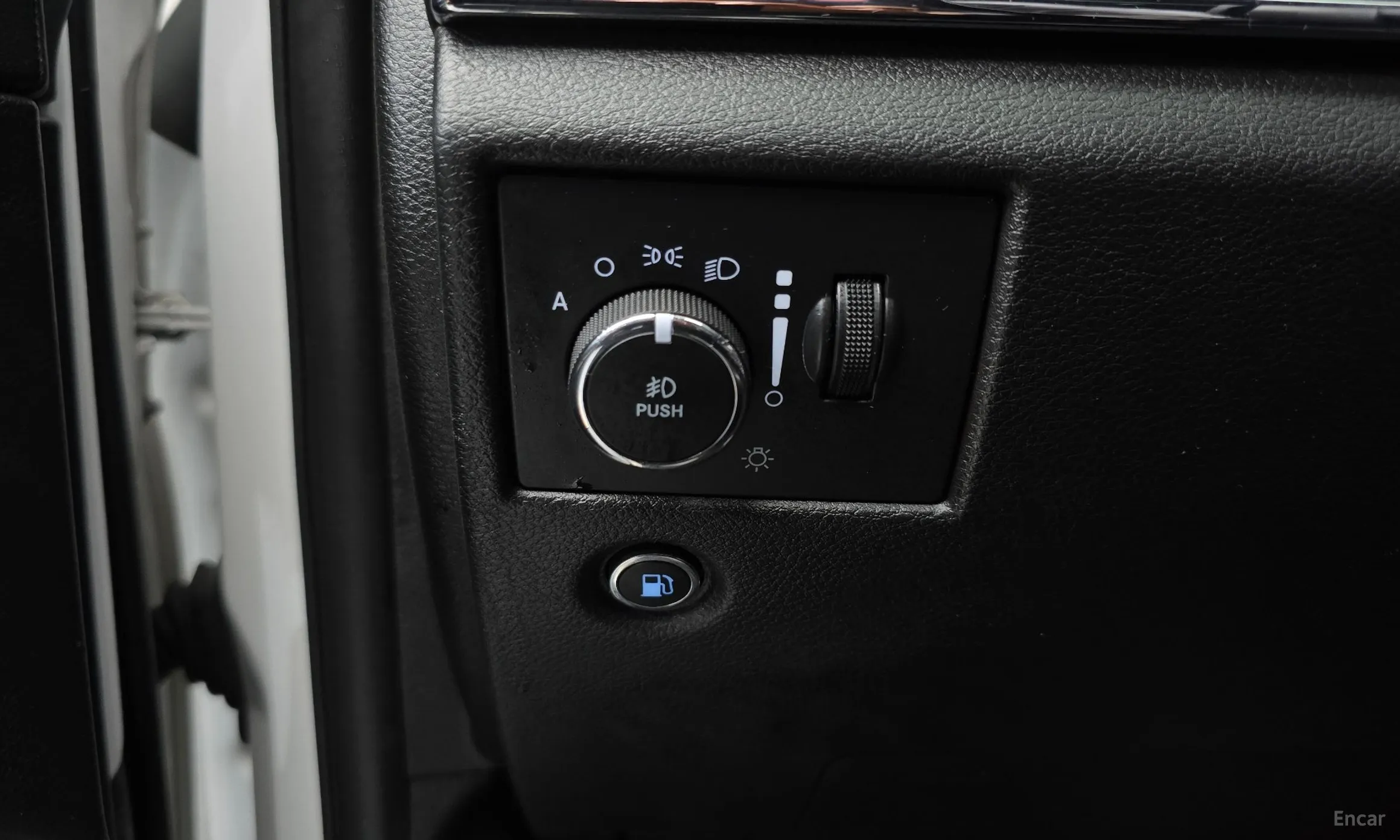 Jeep Grand Cherokee превью 18