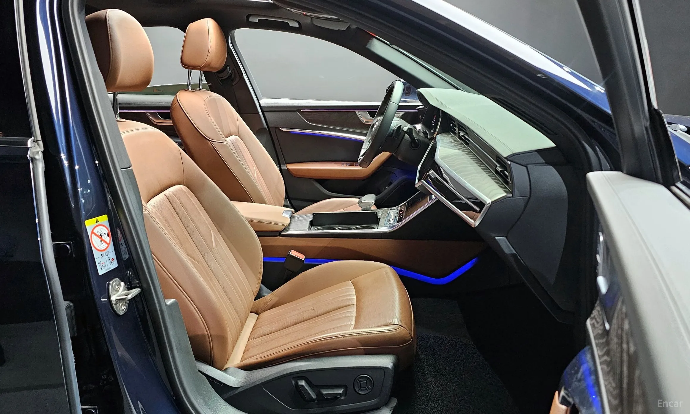 Audi A6 (C8) превью 12