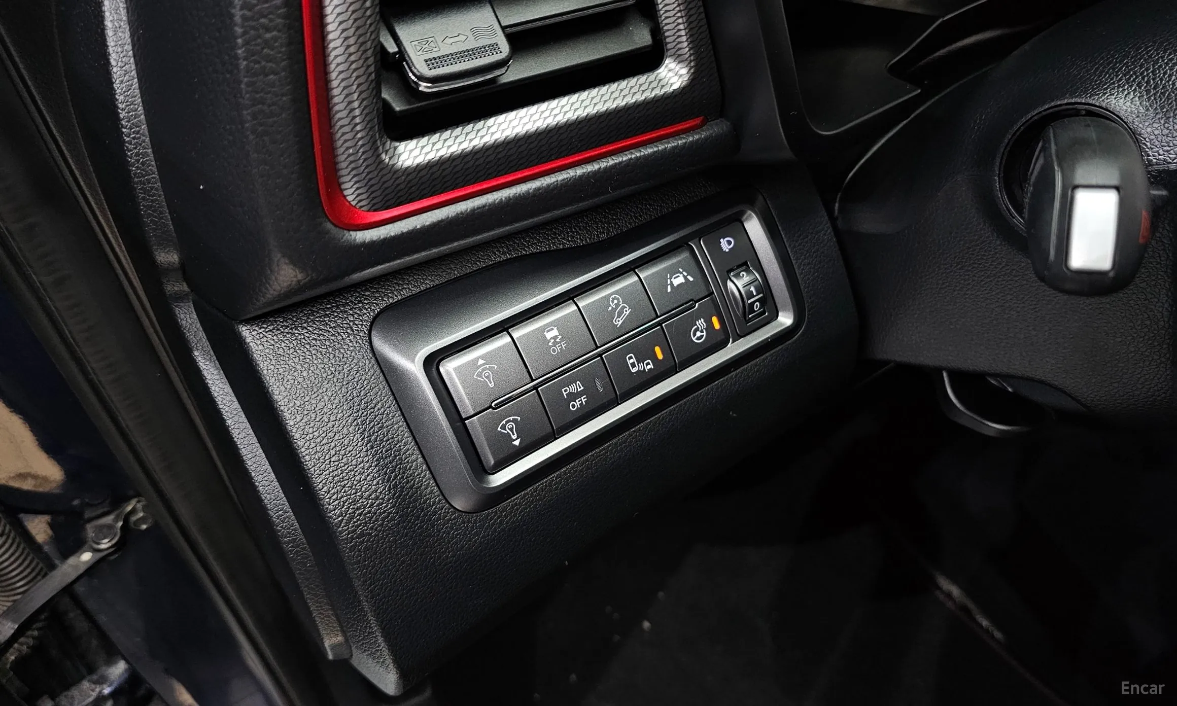 KG Mobility (SsangYong) Berry New Tivoli превью 19