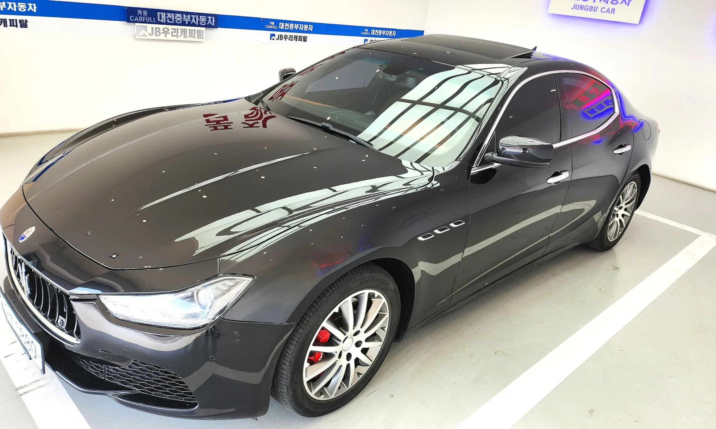 Maserati Ghibli превью 11