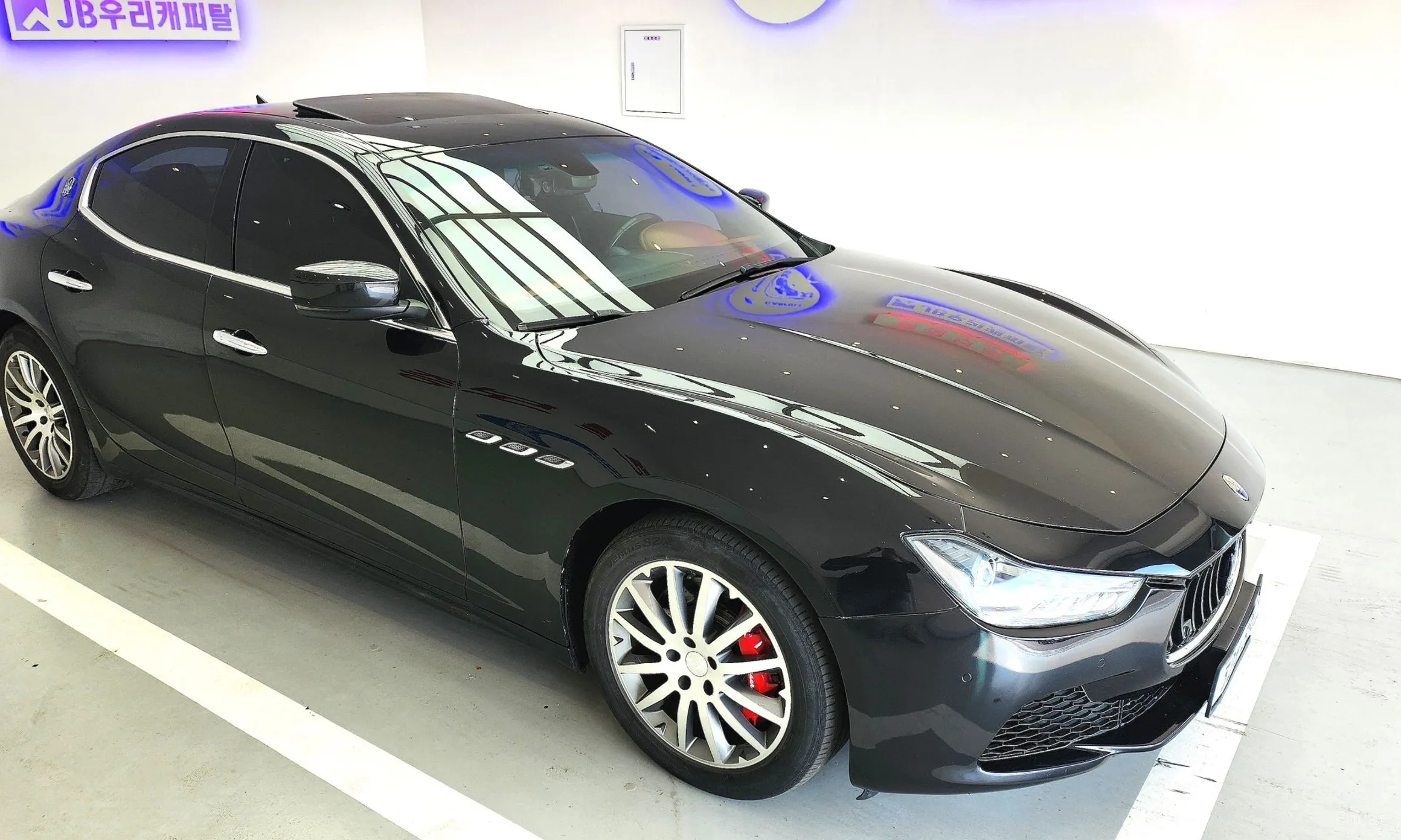 Maserati Ghibli превью 14