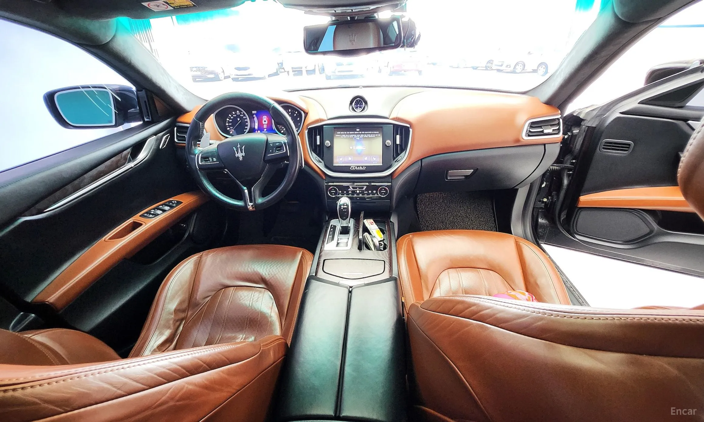 Maserati Ghibli превью 17