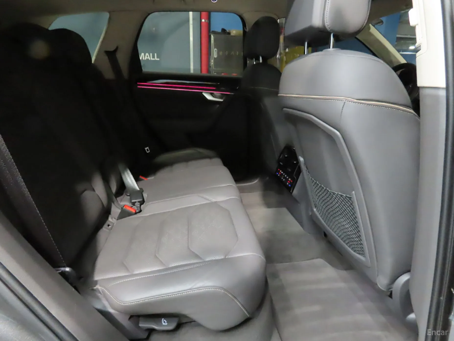 Volkswagen Touareg 3rd Generation превью 18
