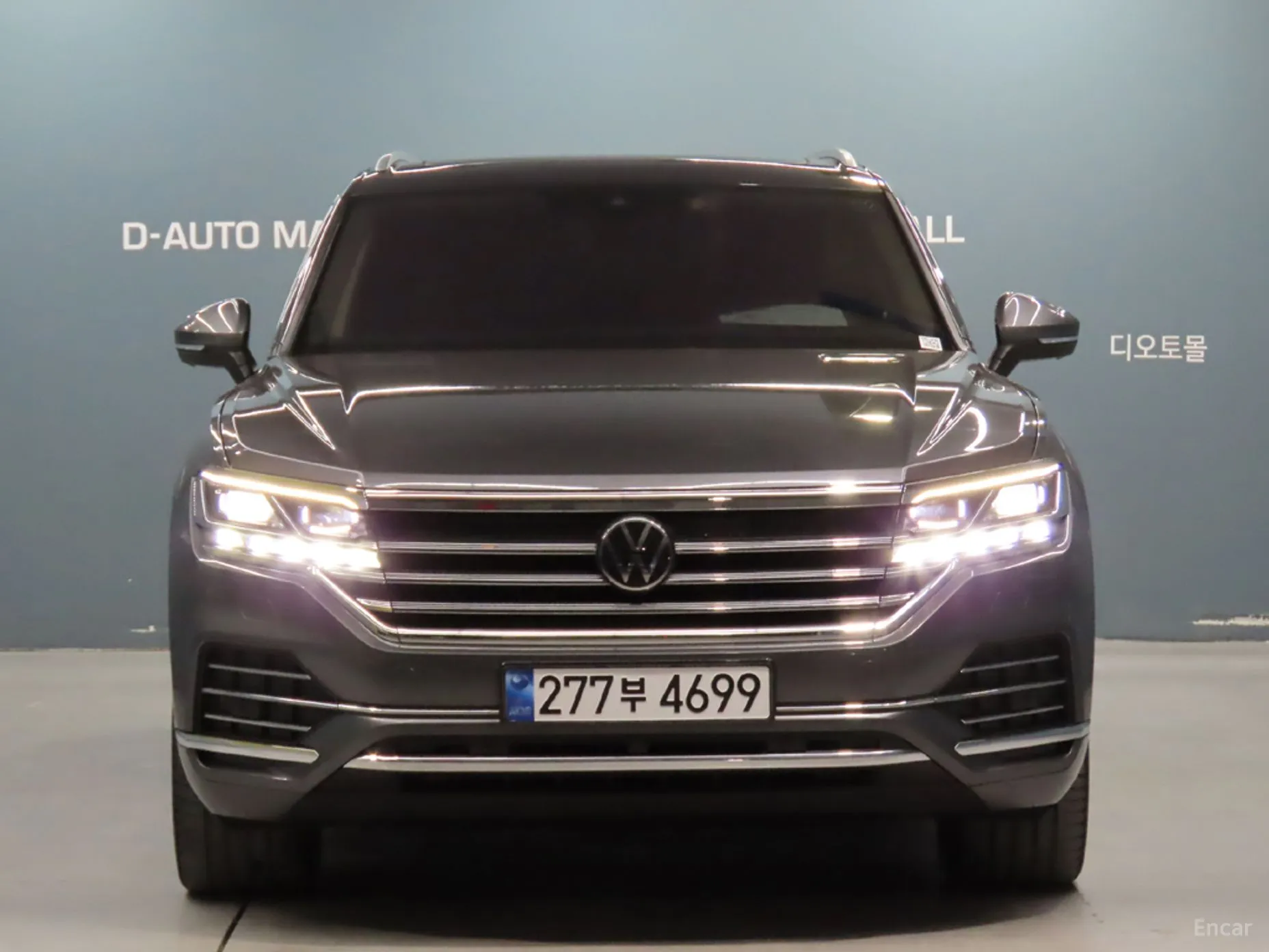 Volkswagen Touareg 3rd Generation превью 3