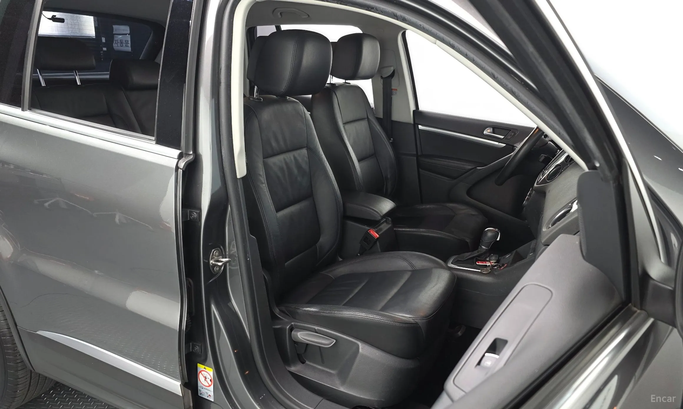 Volkswagen New Tiguan превью 12
