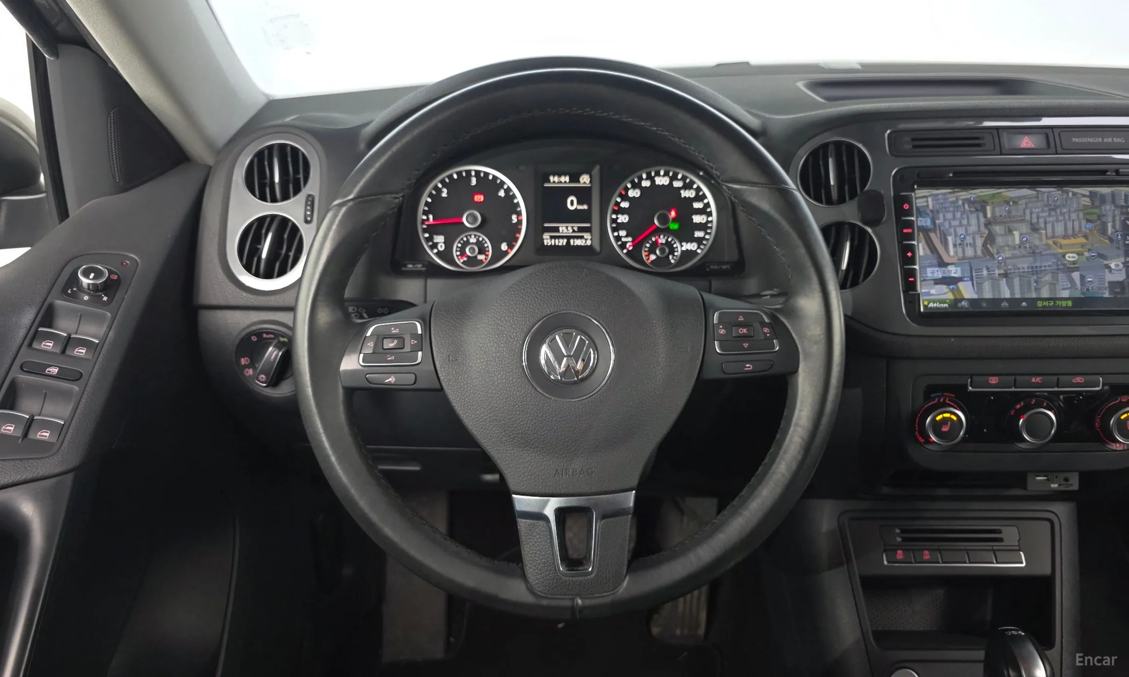 Volkswagen New Tiguan превью 14