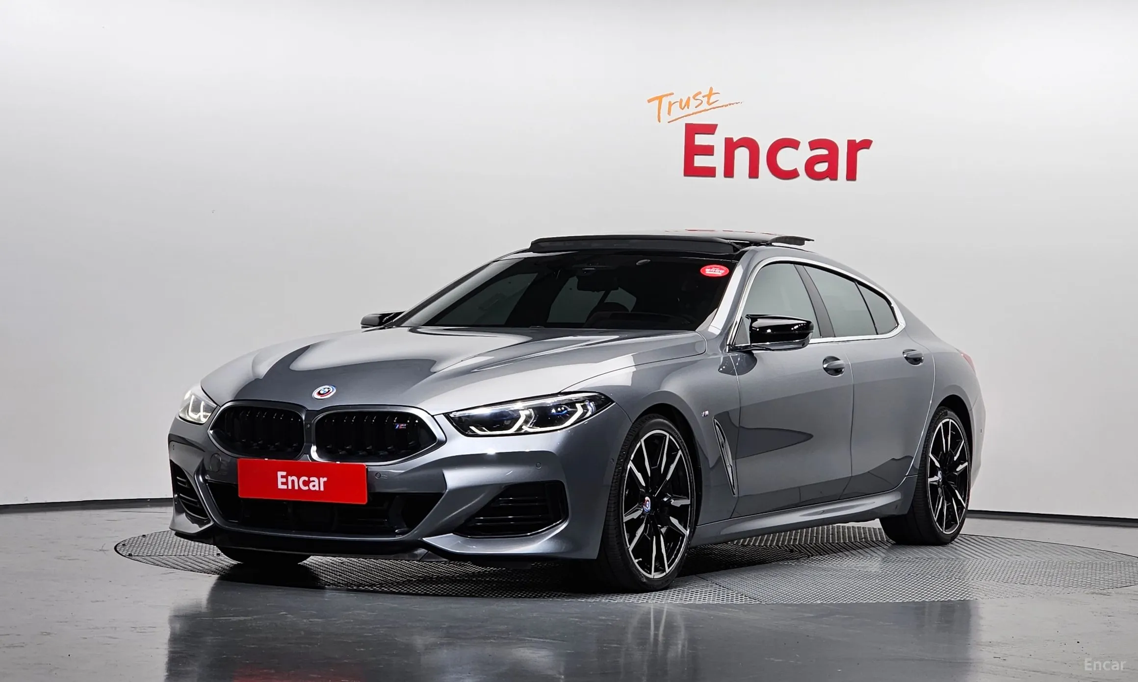 BMW 8-series (G15)