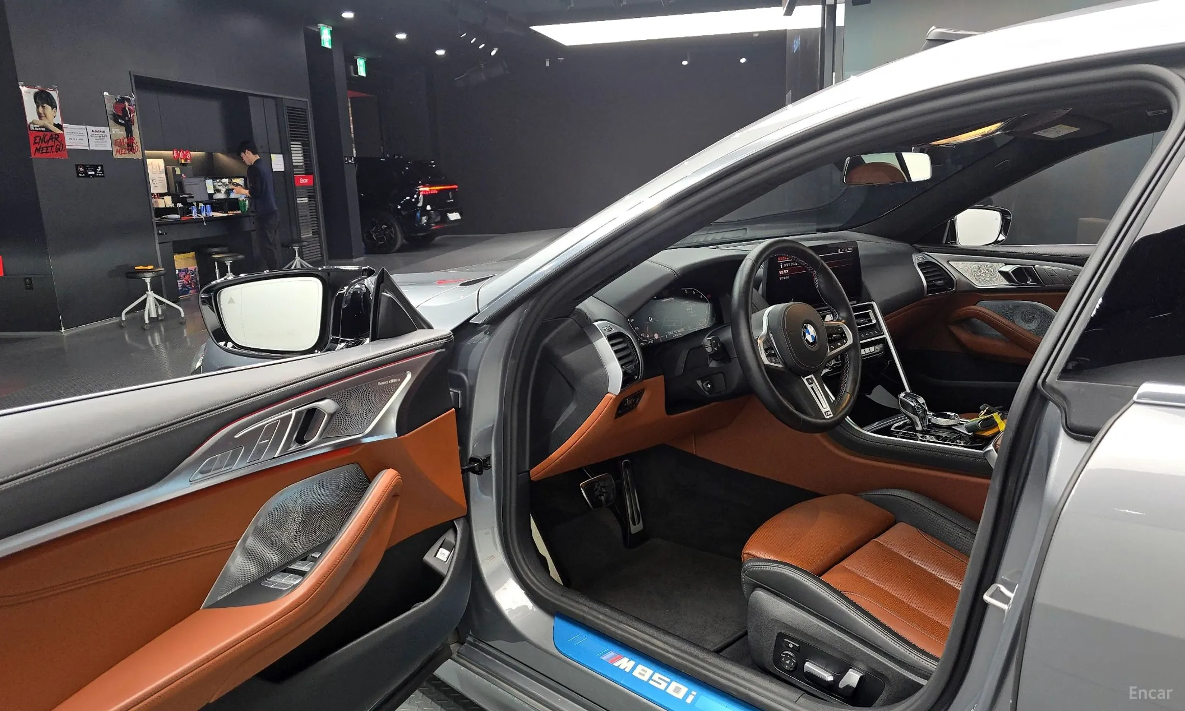 BMW 8-series (G15) превью 10
