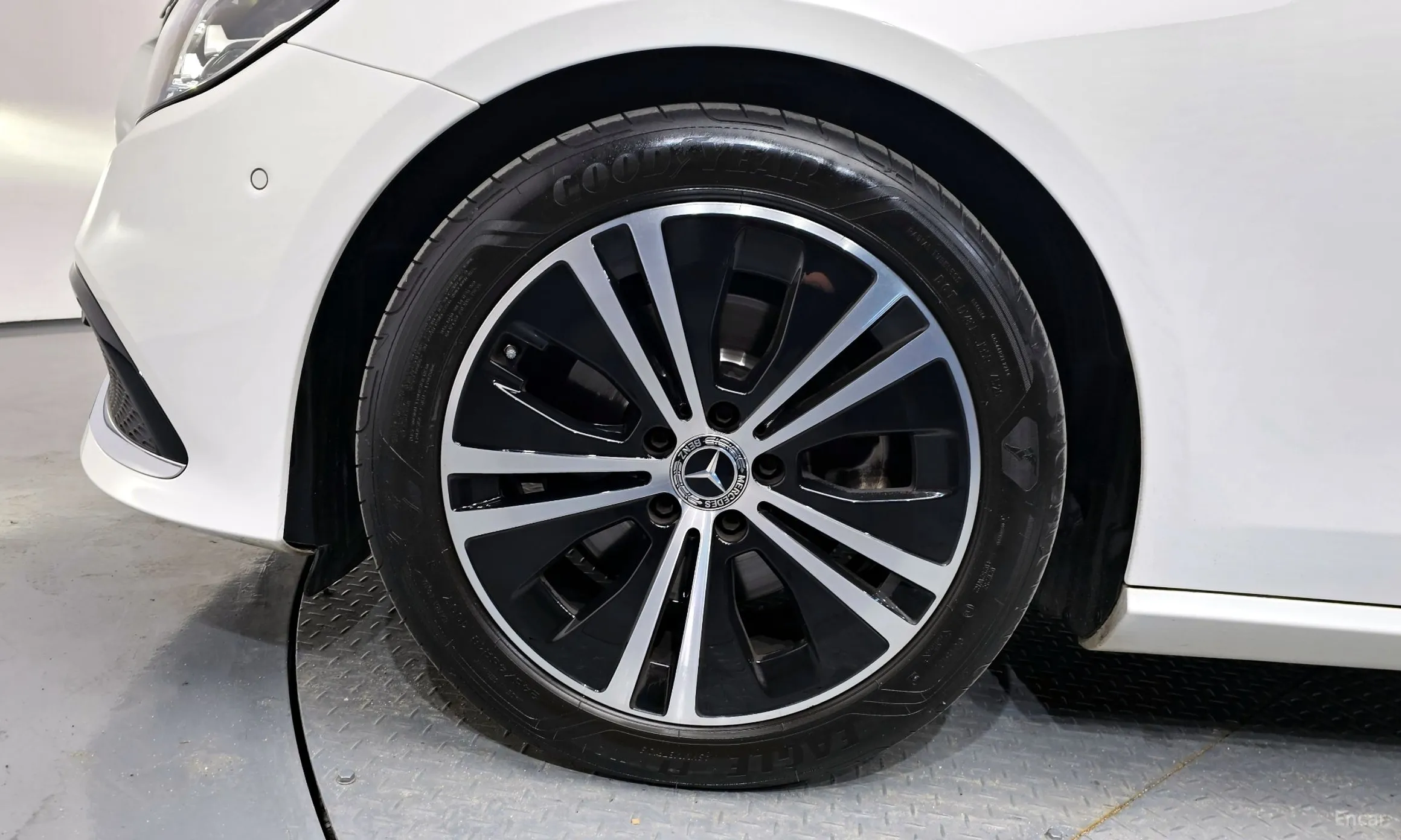 Mercedes Benz E-Class W213 превью 5