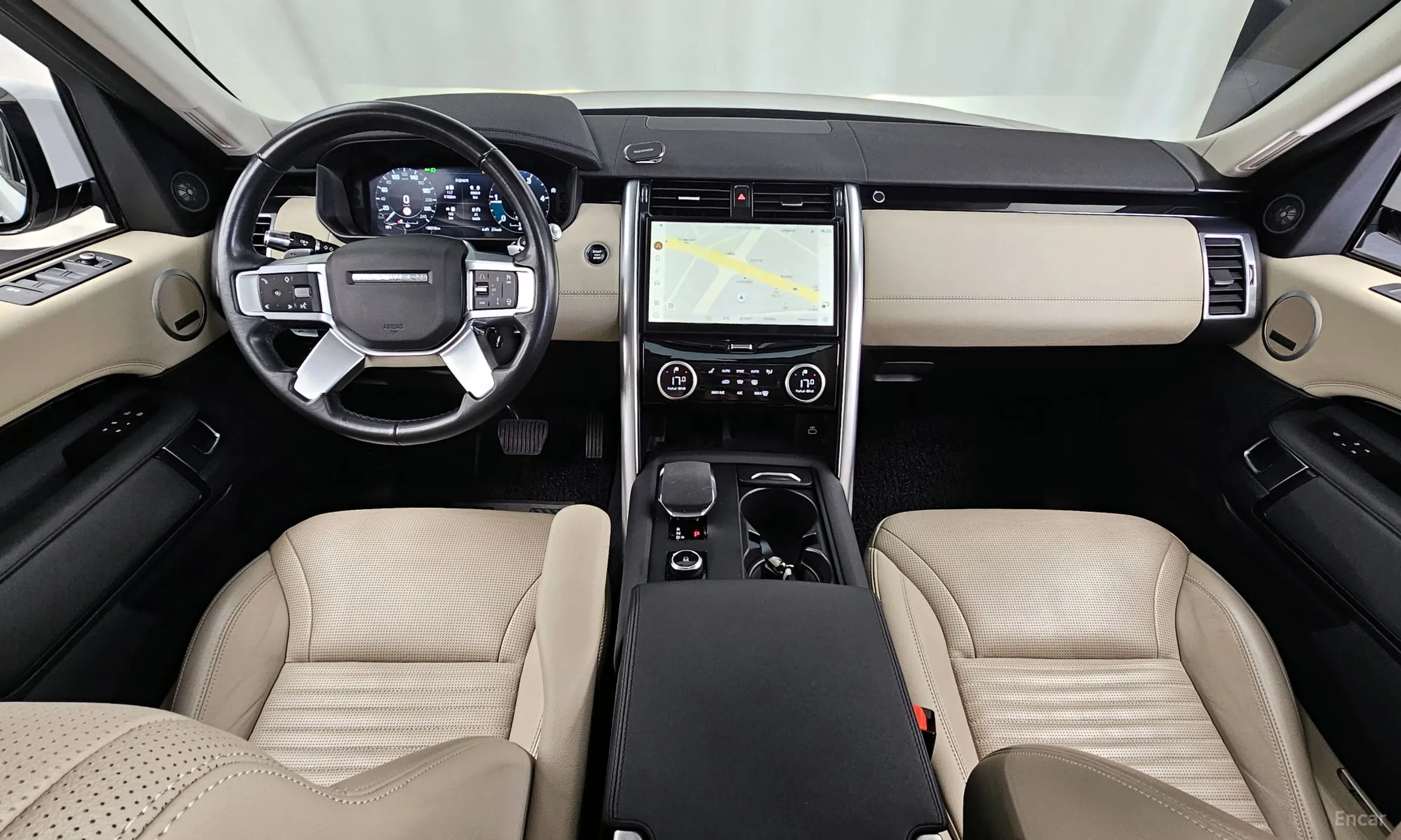 Land Rover Discovery 5 превью 7