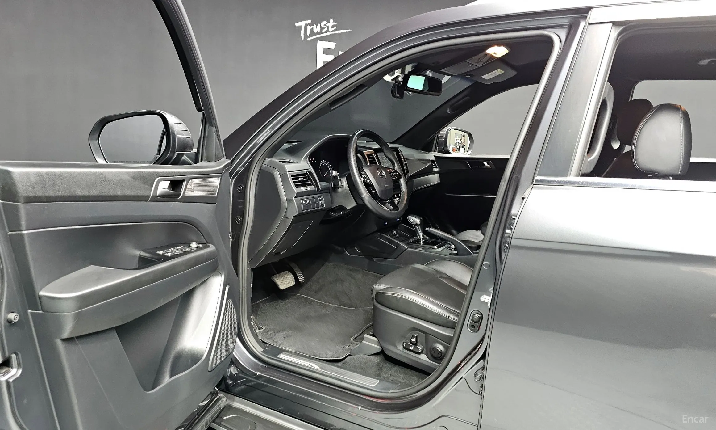 KG Mobility (SsangYong) Rexton Sports Khan превью 10