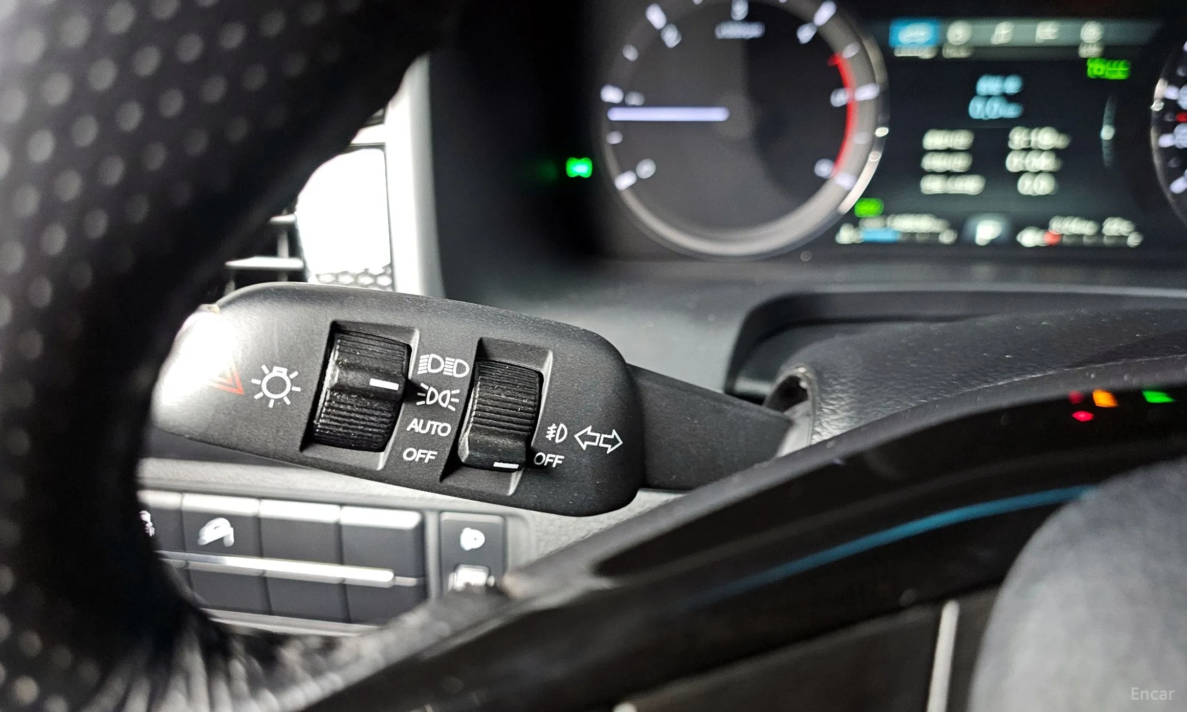 KG Mobility (SsangYong) Rexton Sports Khan превью 20