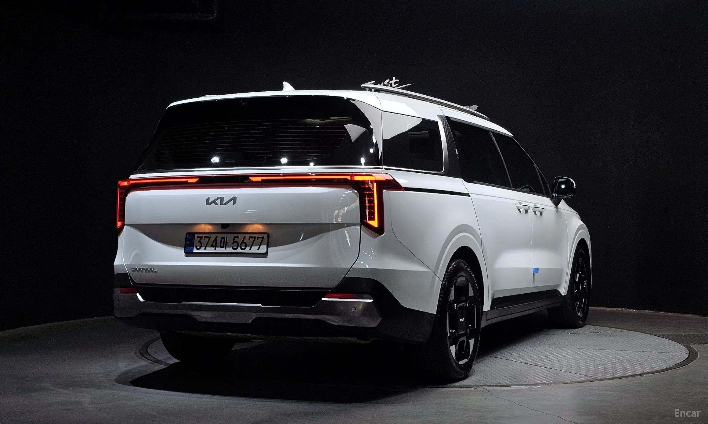 Kia Carnival 4th Generation превью 2