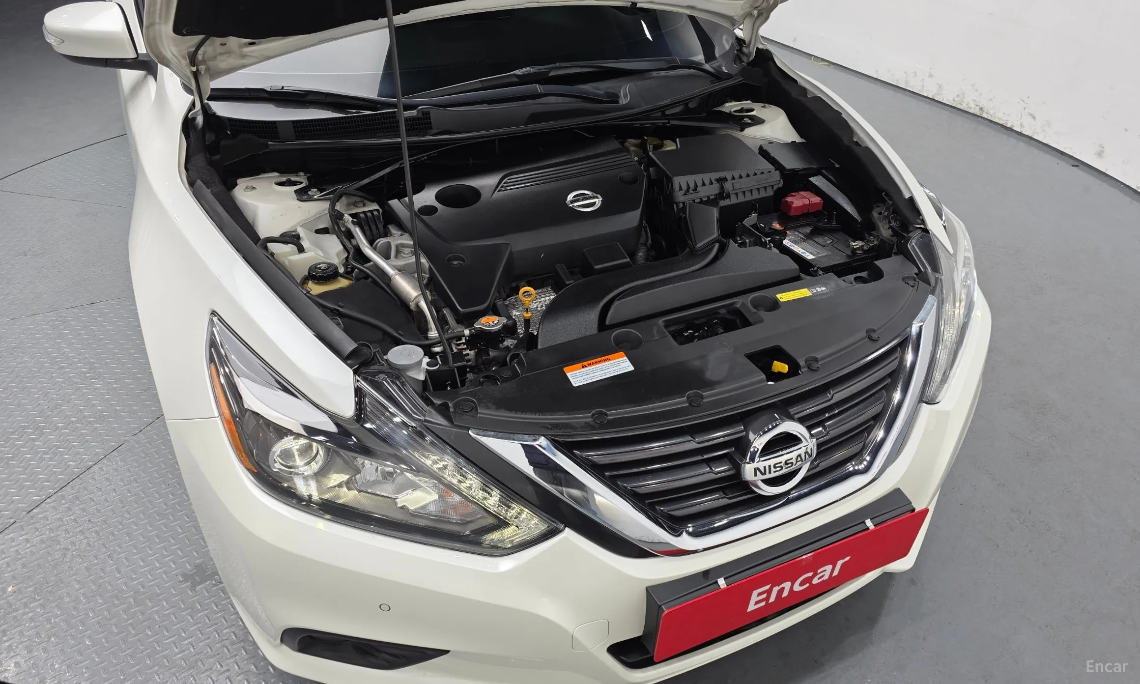 Nissan Altima превью 6