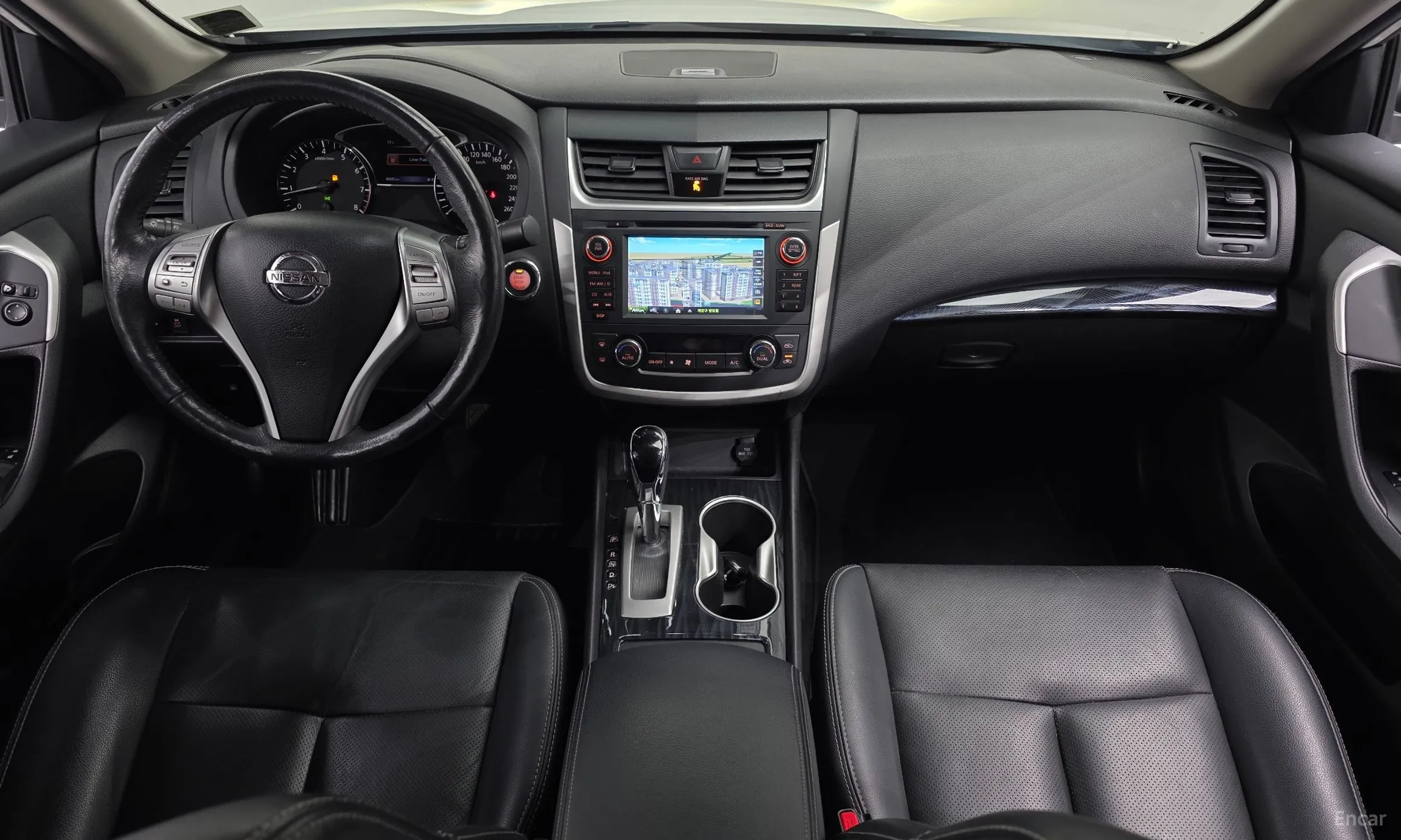 Nissan Altima превью 7
