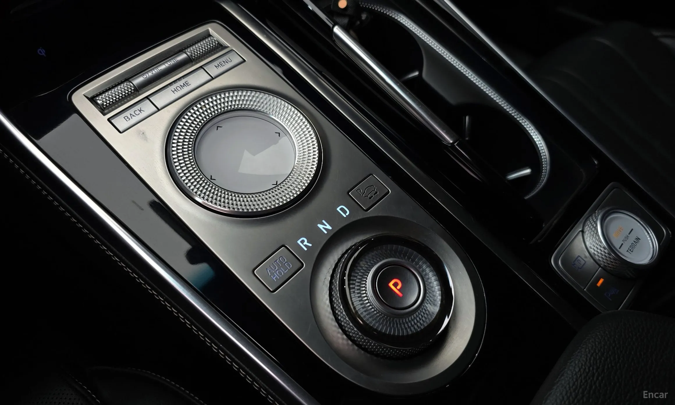 Genesis GV80 превью 9