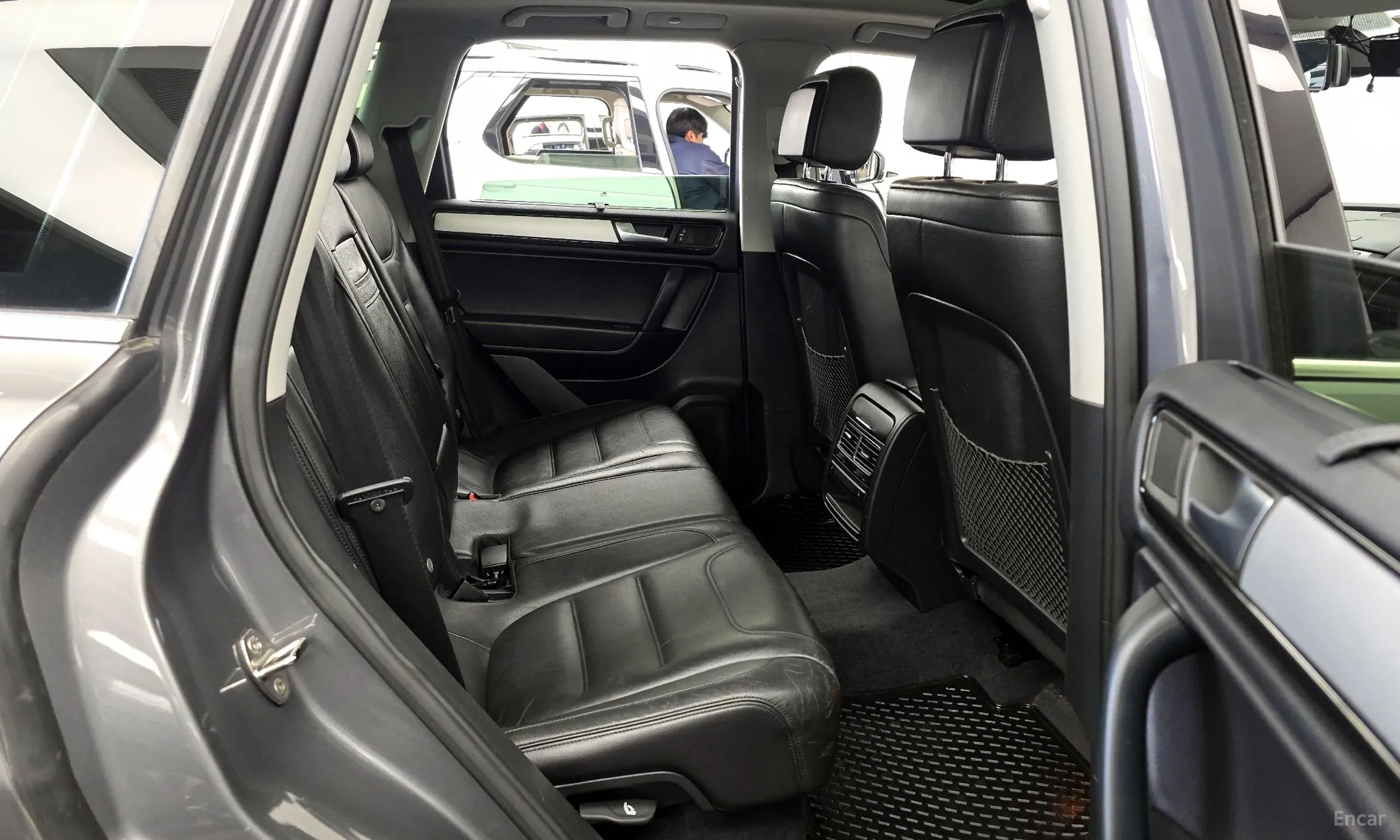 Volkswagen New Touareg превью 11
