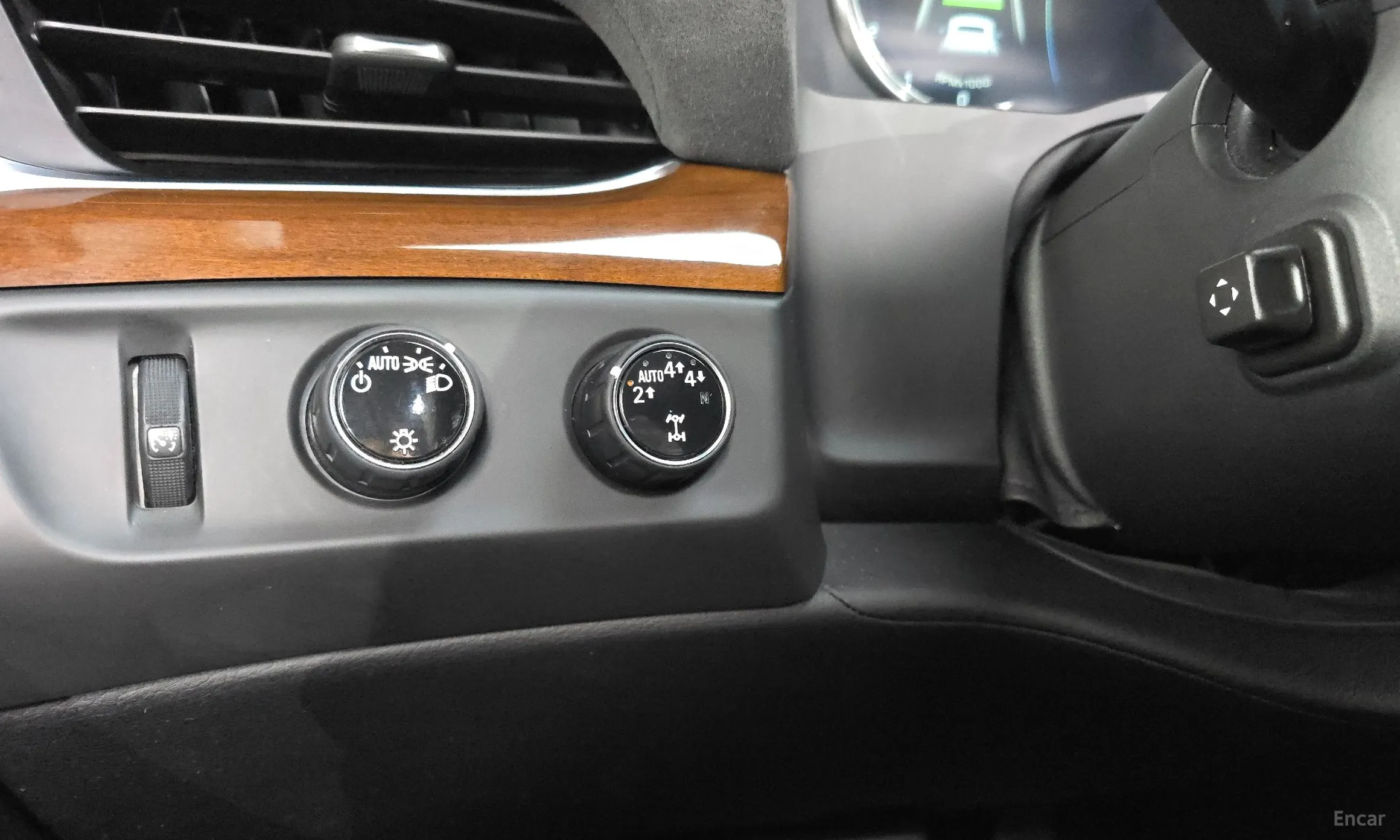Cadillac Escalade превью 19