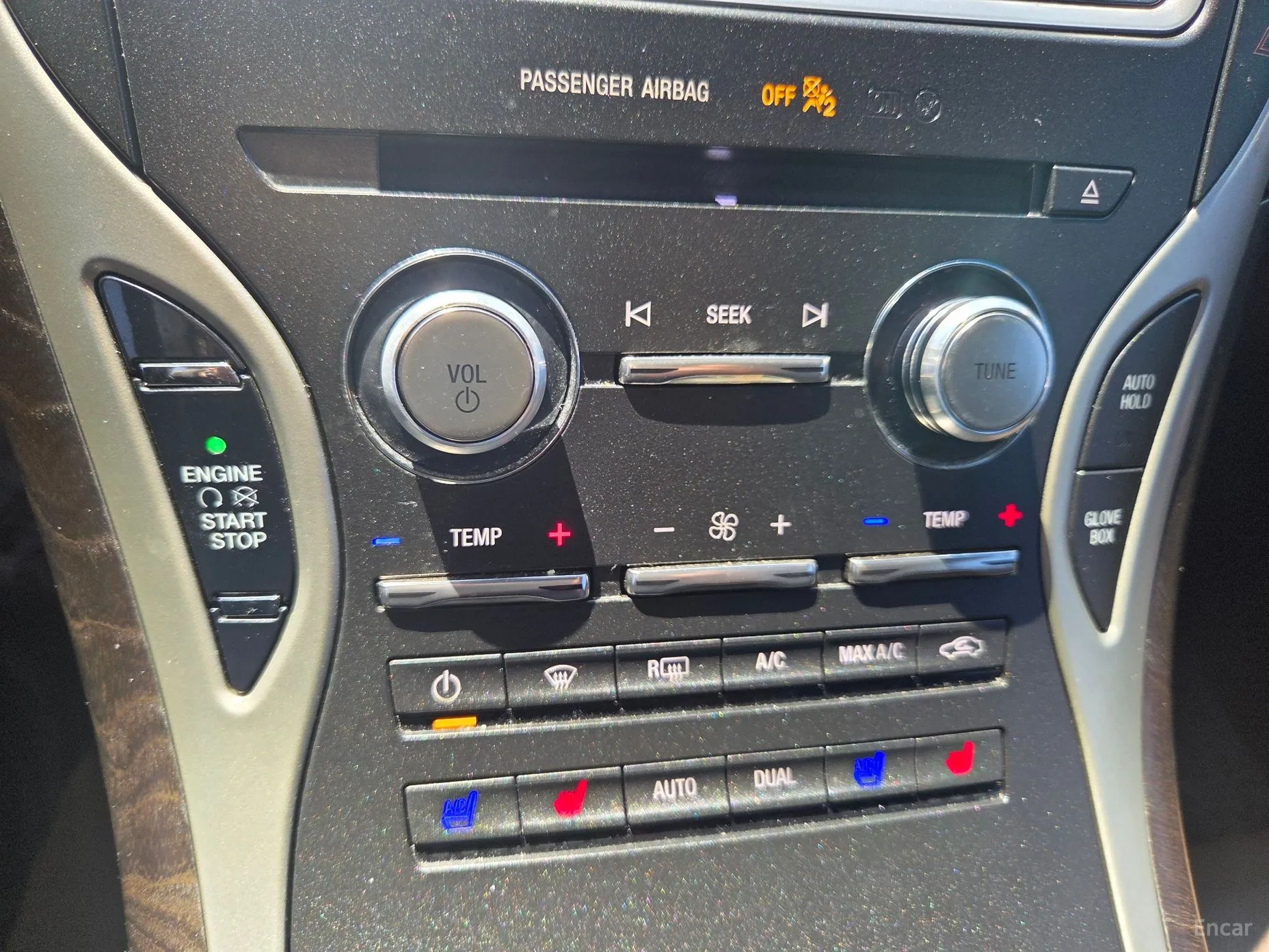 Lincoln MKX 2nd Generation превью 14