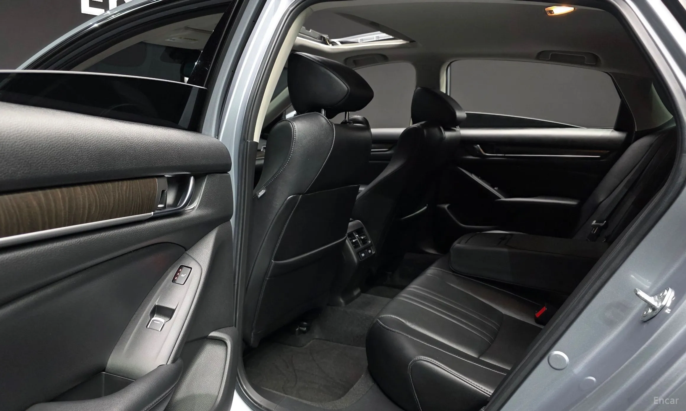 Honda Accord 10th Generation превью 11