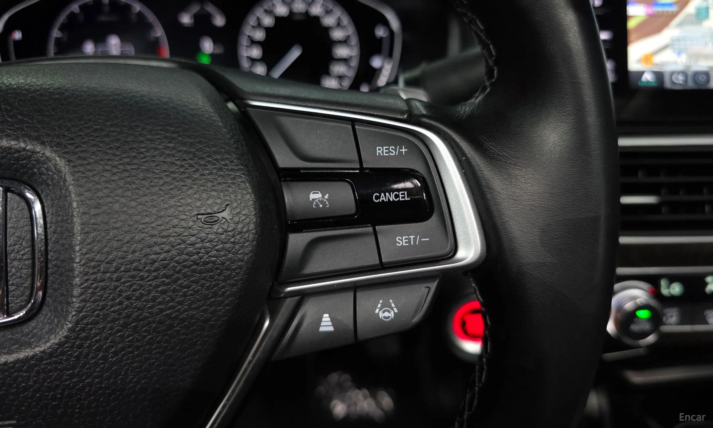 Honda Accord 10th Generation превью 18
