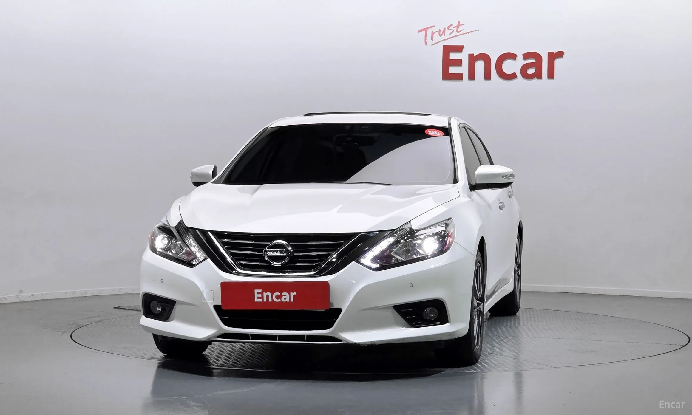 Nissan Altima превью 3