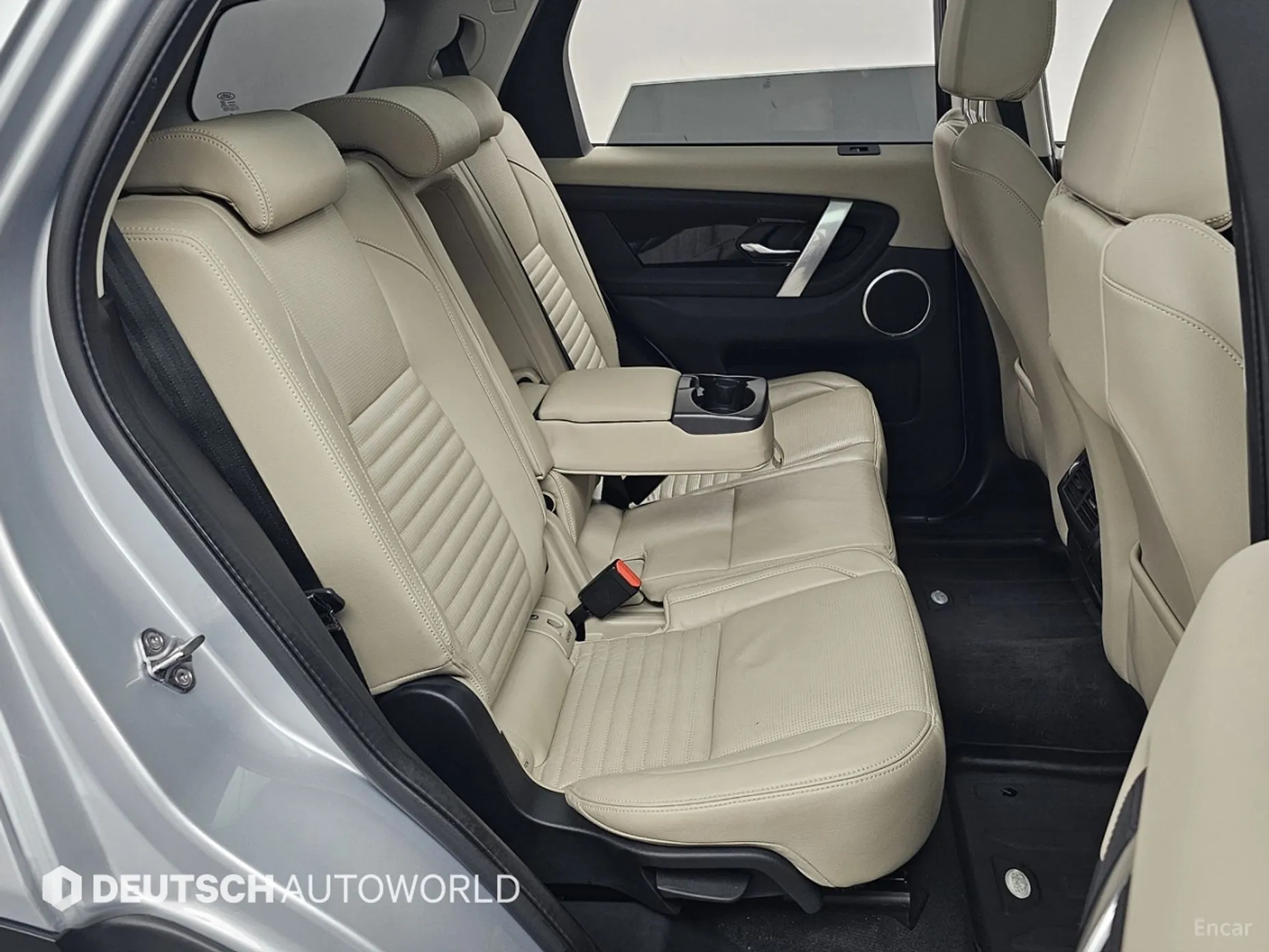 Land Rover Discovery Sports превью 12