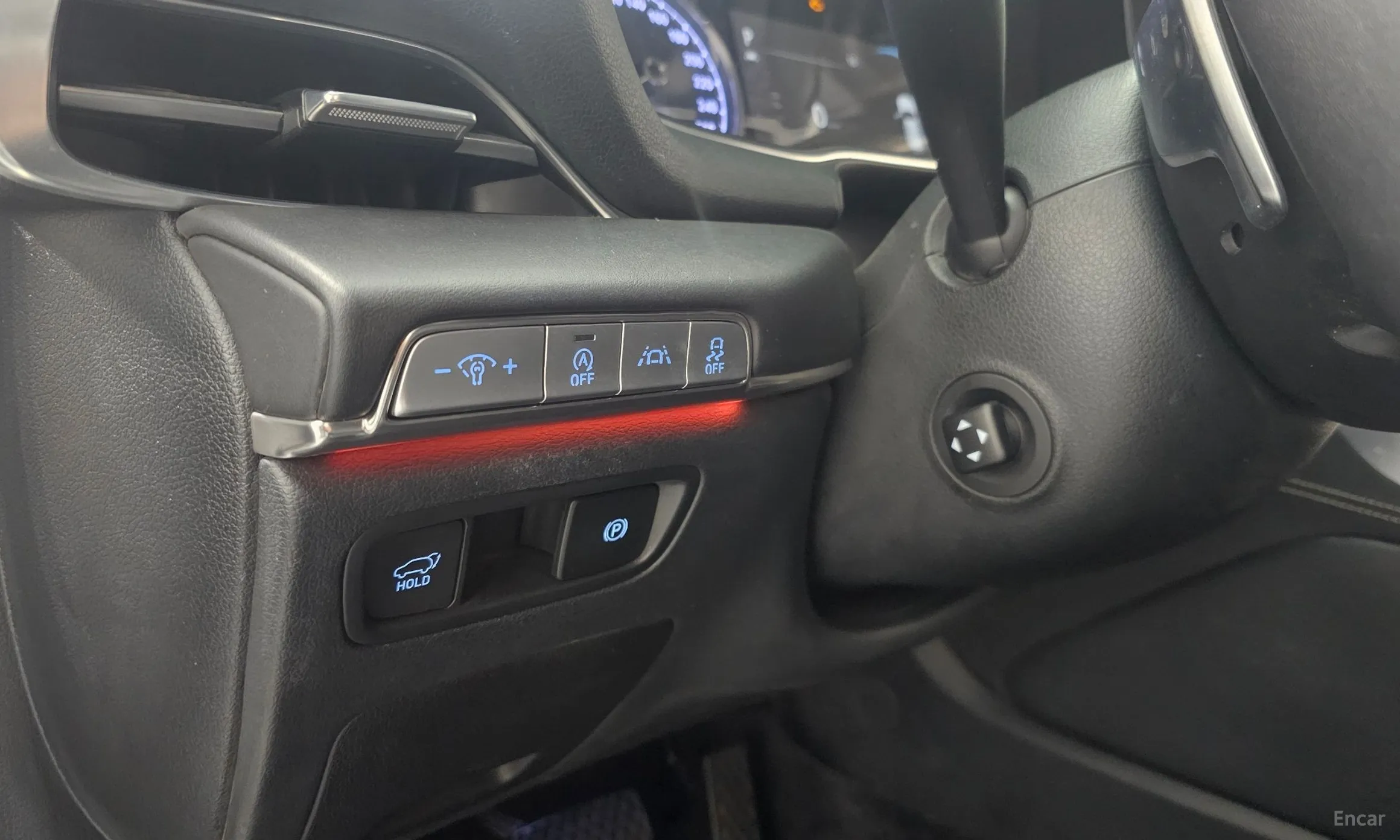 Genesis GV80 превью 18