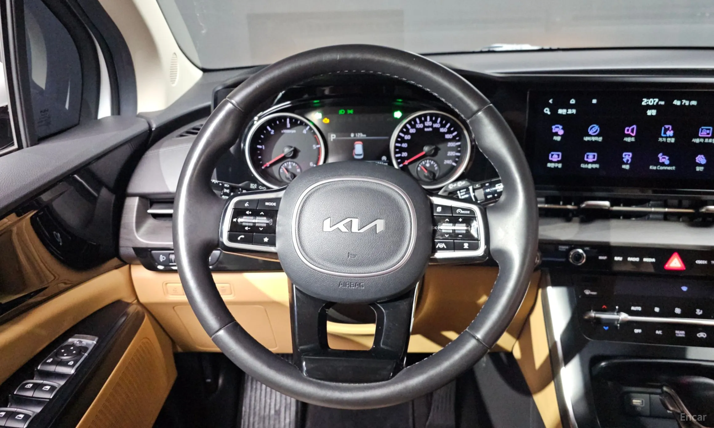 Kia Carnival Gen 4 превью 13