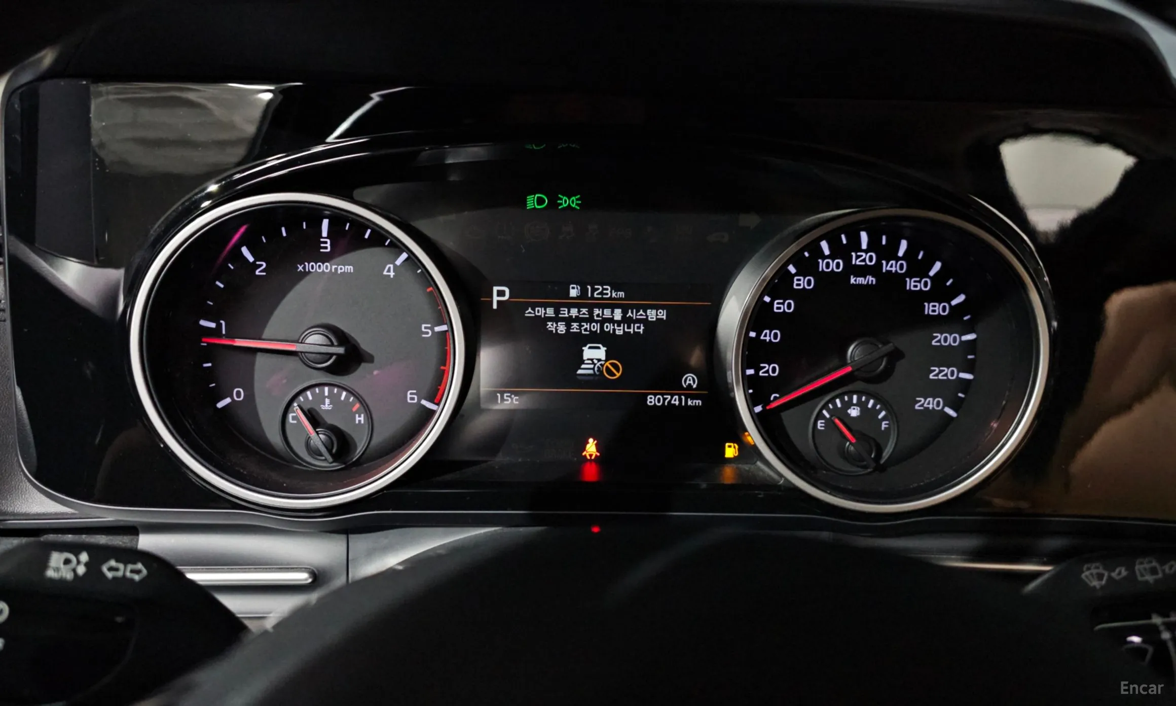 Kia Carnival Gen 4 превью 8