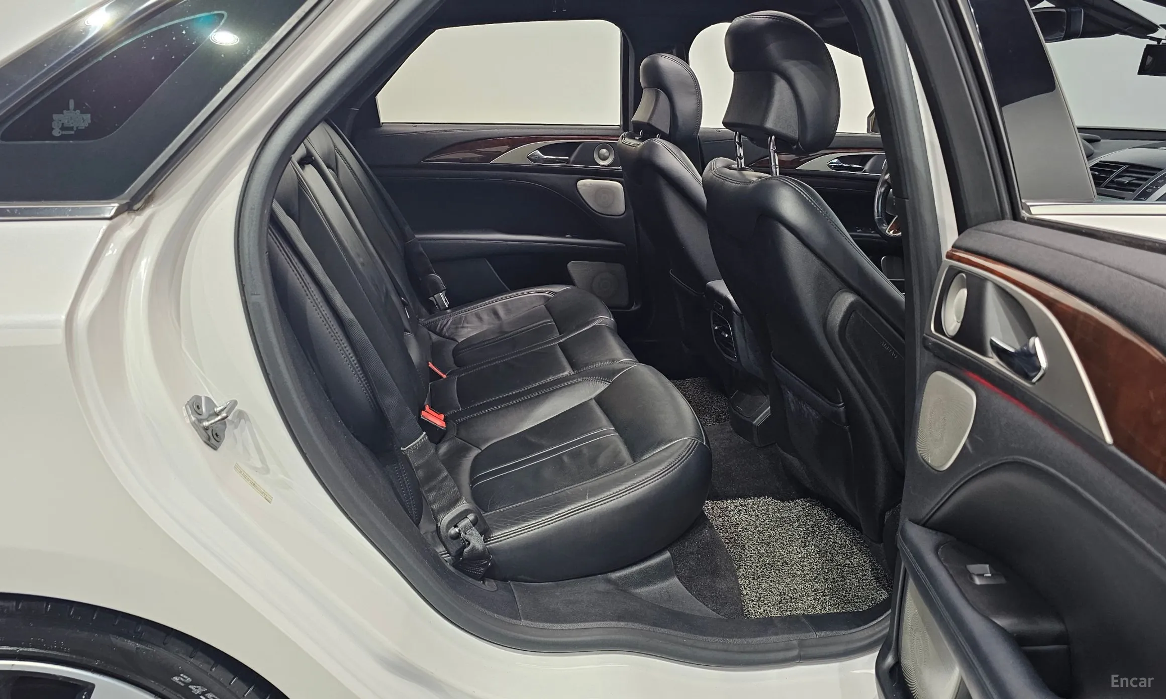 Lincoln New MKZ превью 11