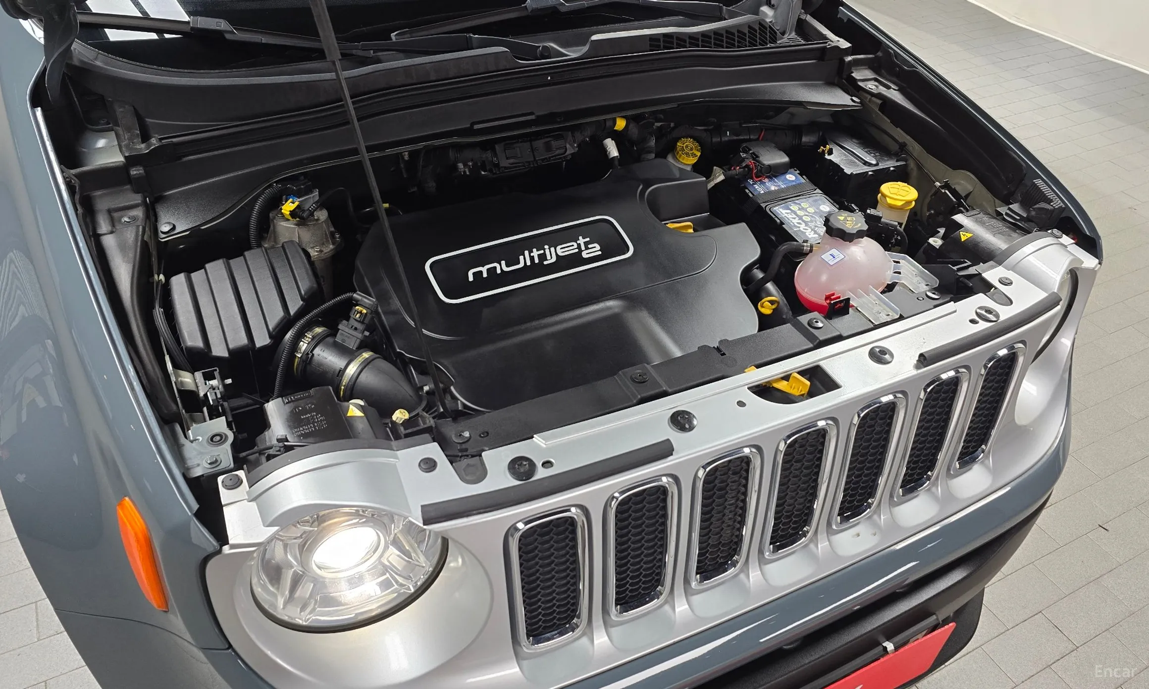 Jeep Renegade превью 6