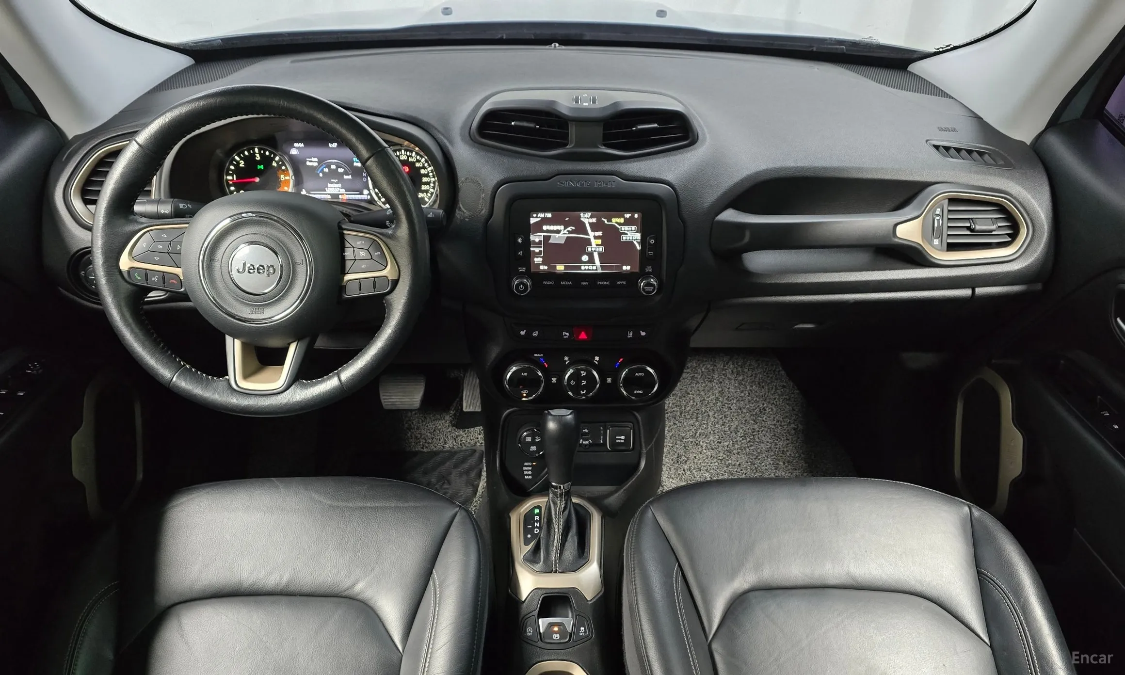 Jeep Renegade превью 7