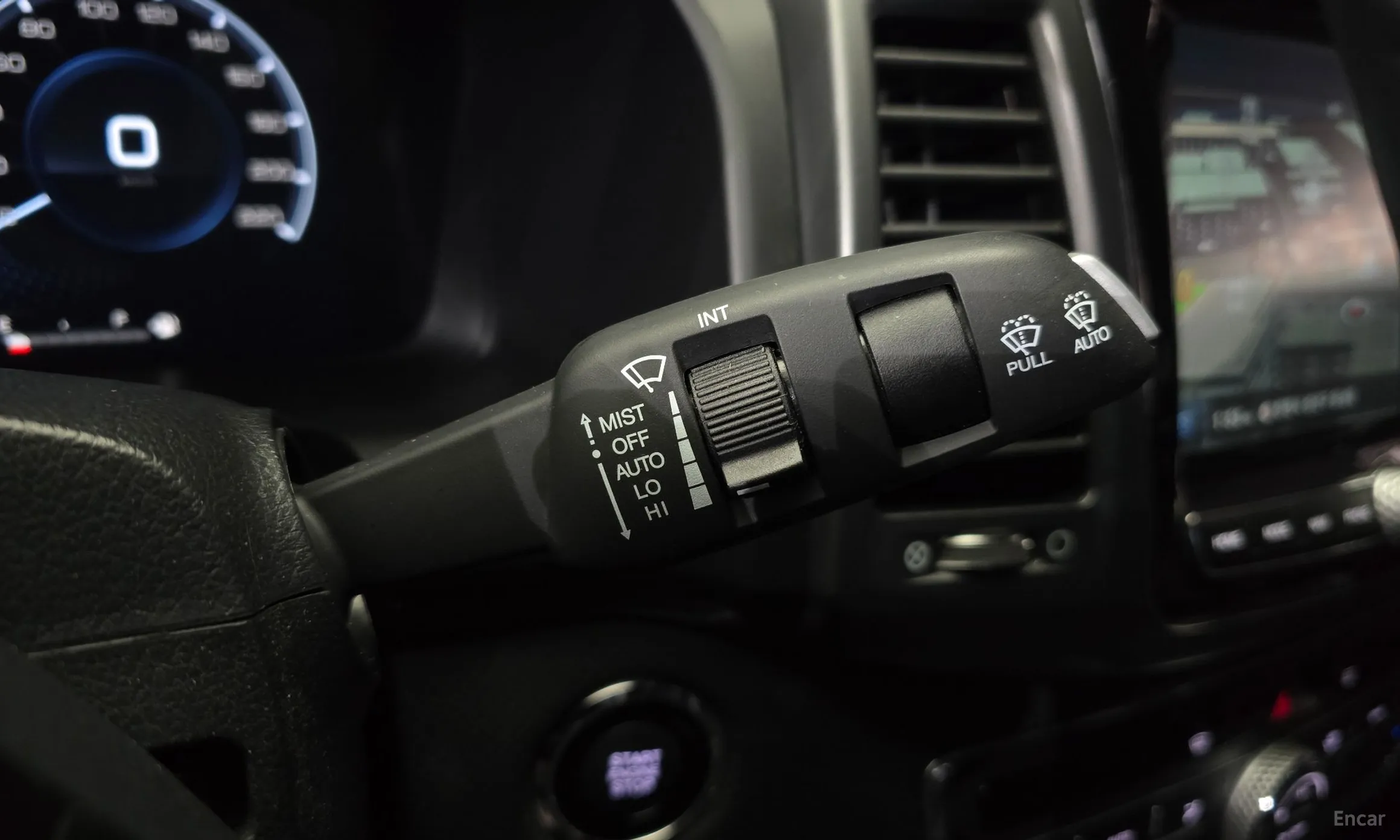 KG Mobility (SsangYong) Rexton Sports превью 16