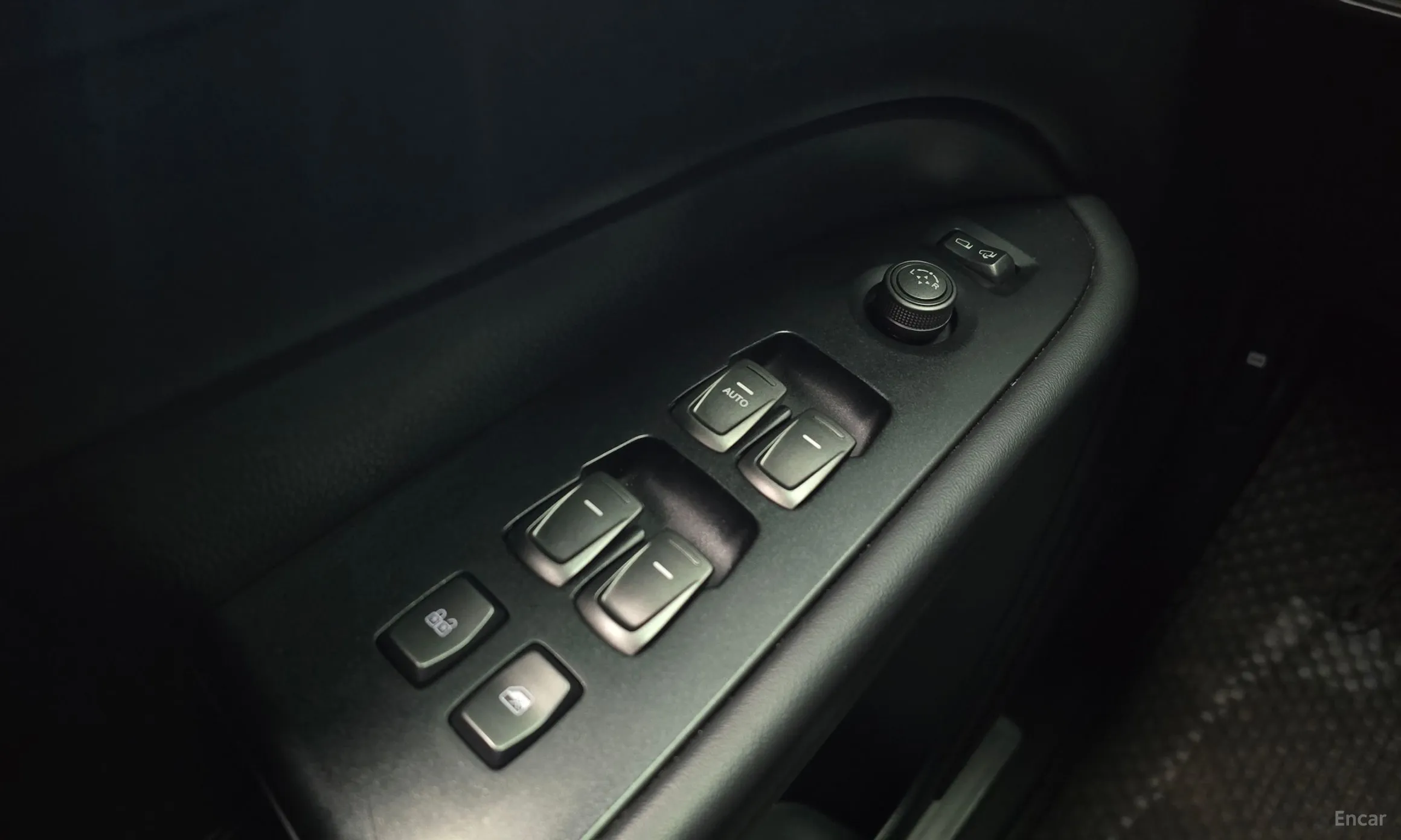 KG Mobility (SsangYong) Rexton Sports превью 17