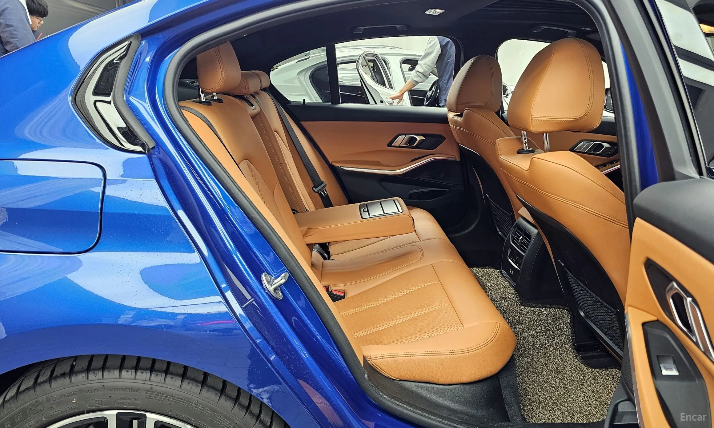 BMW 3 Series (G20) превью 12