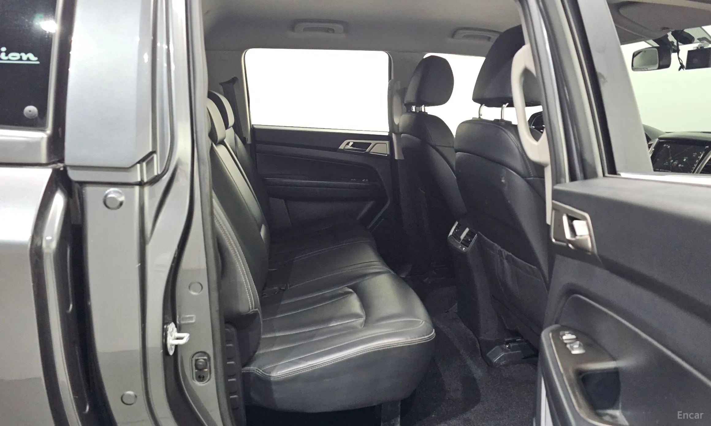 KG Mobility (SsangYong) Rexton Sports превью 11
