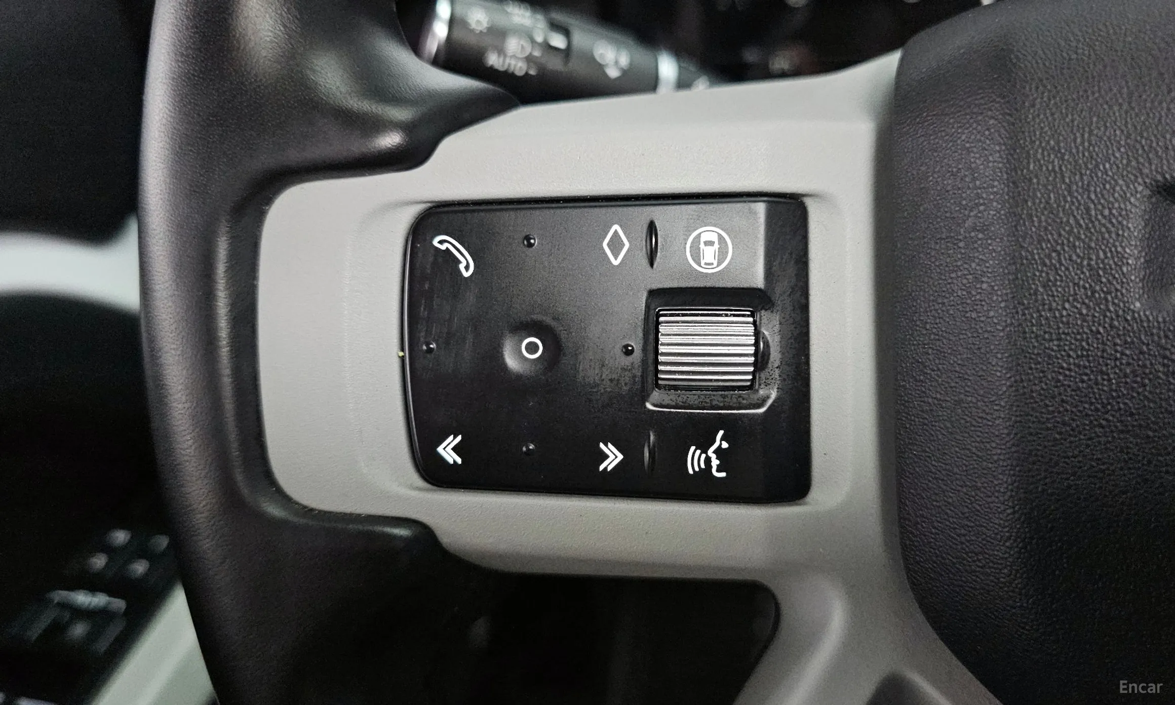 Land Rover Defender (L663) превью 14