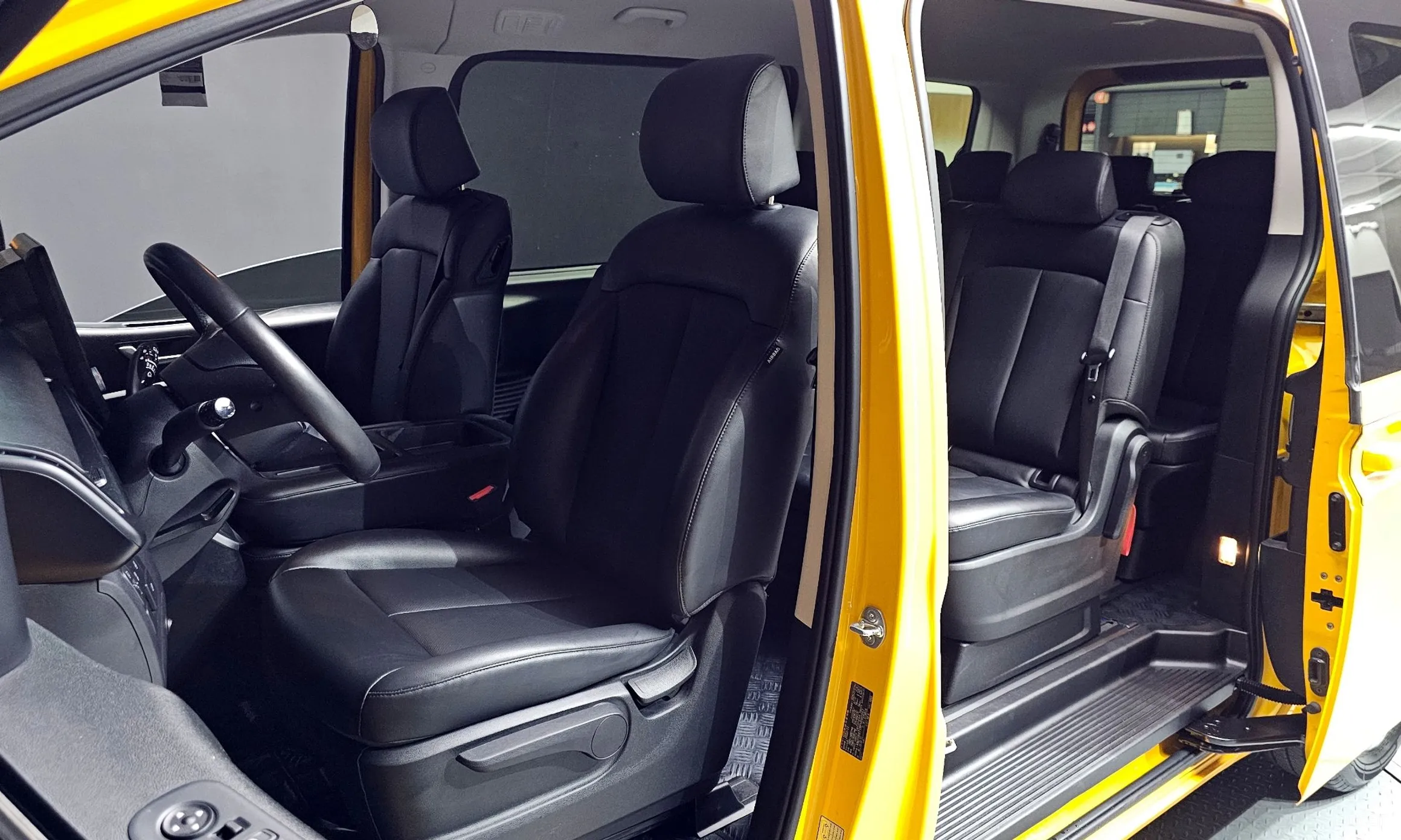 Hyundai Staria превью 10