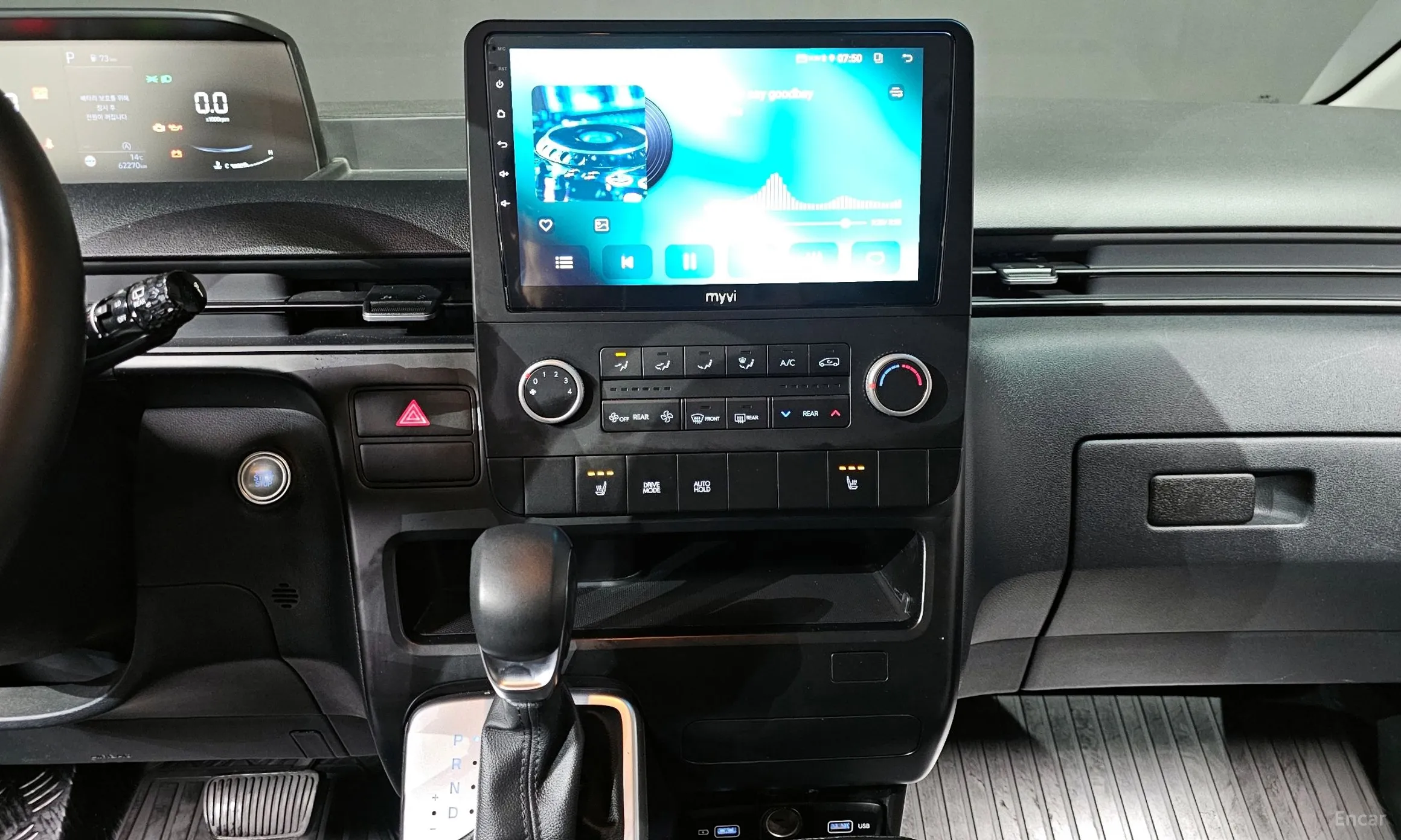 Hyundai Staria превью 13