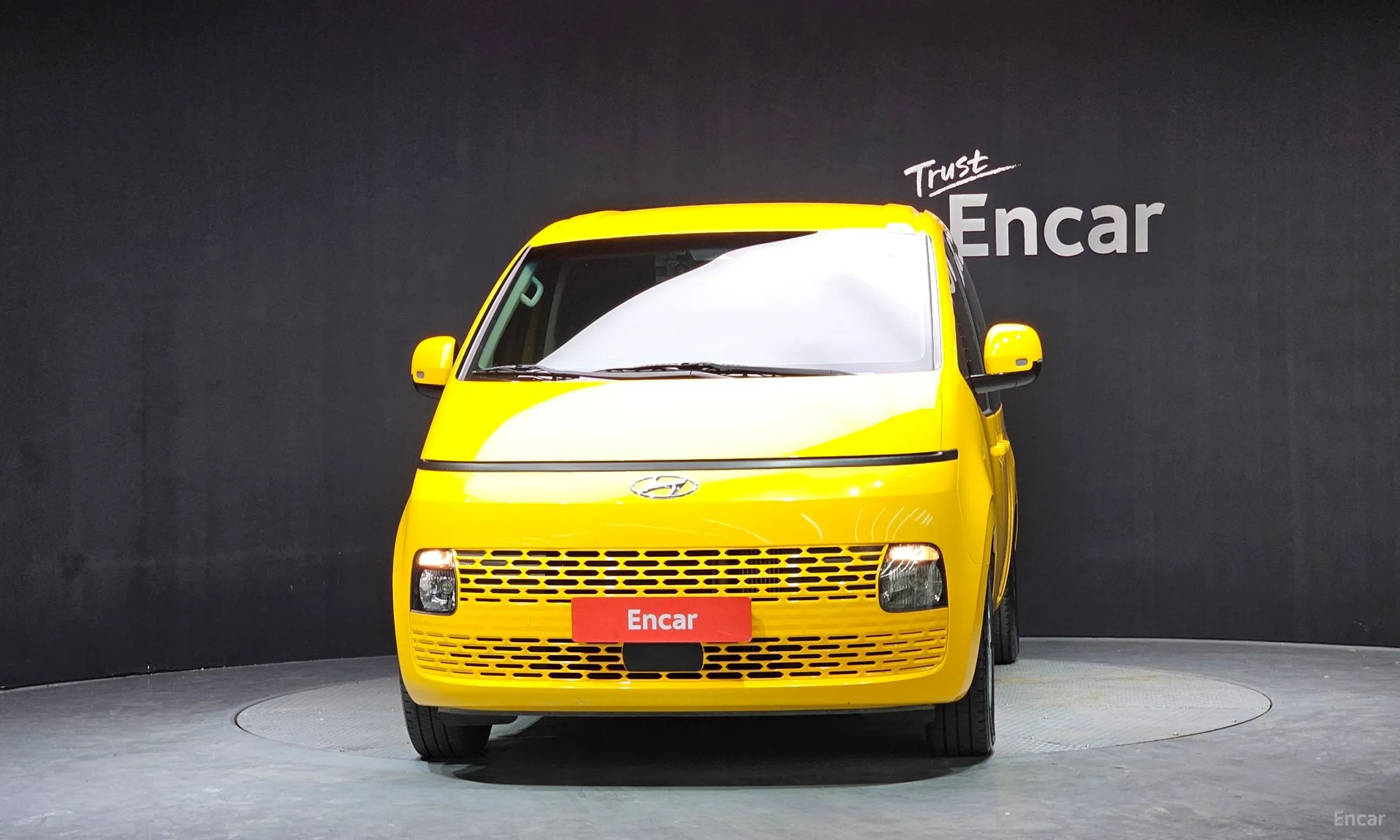 Hyundai Staria превью 3