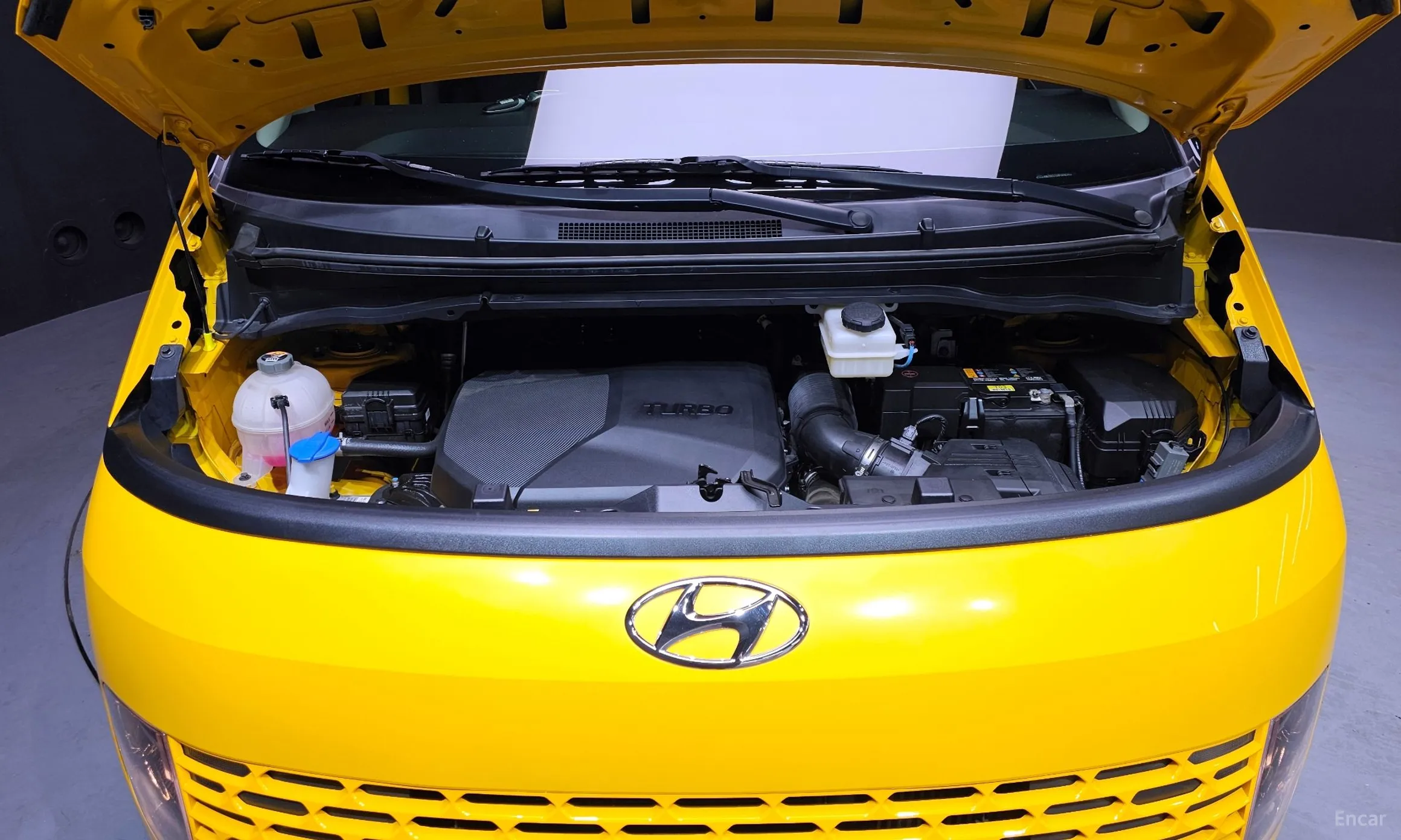 Hyundai Staria превью 6