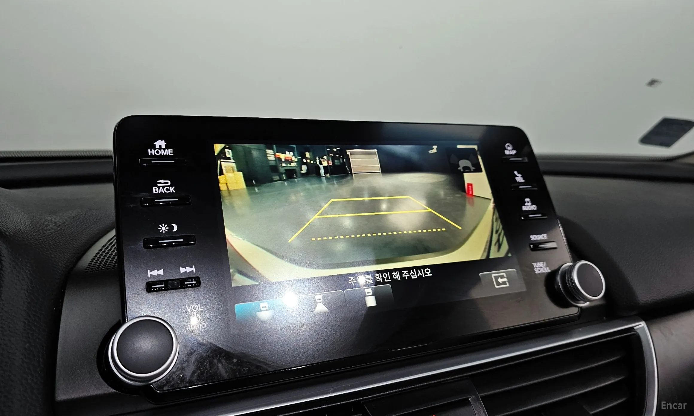 Honda Accord 10th Generation превью 15