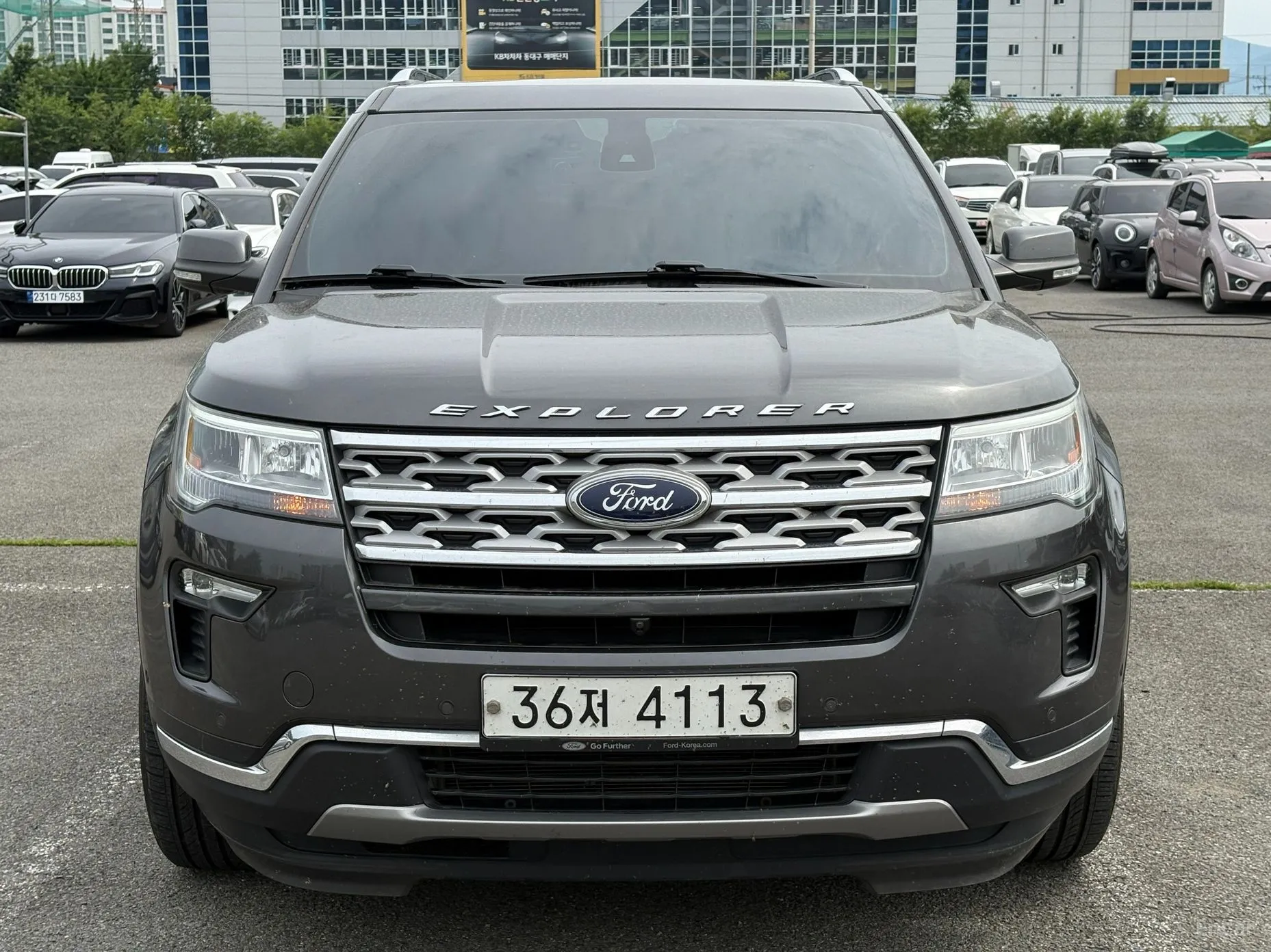 Ford Explorer превью 3