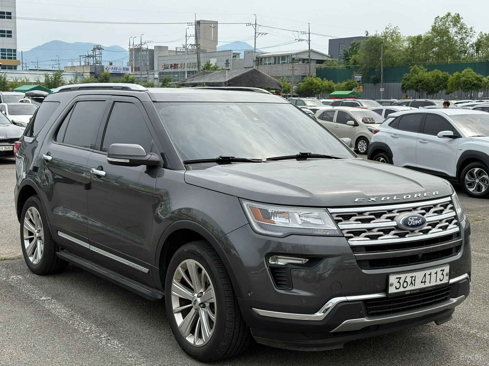Ford Explorer превью 6
