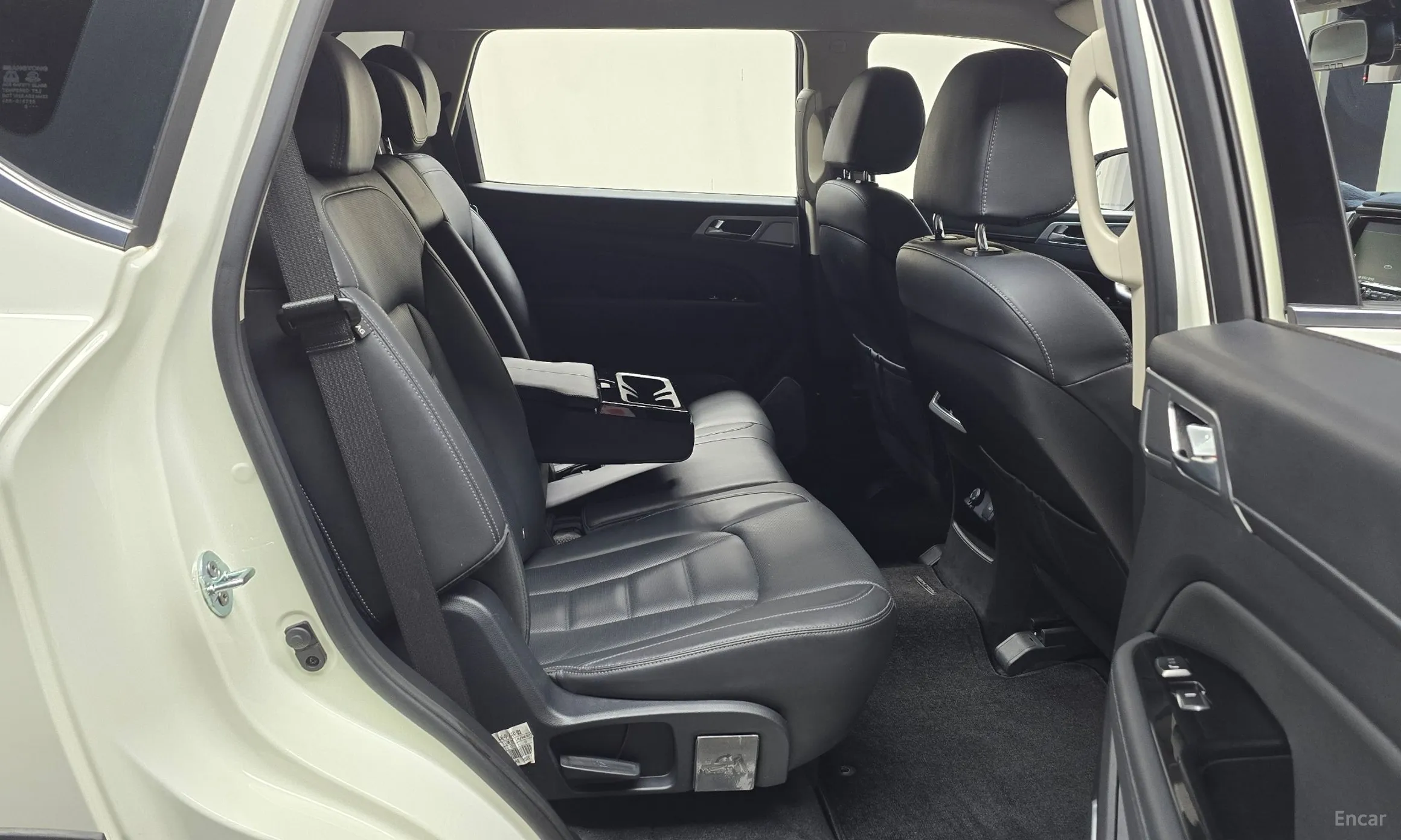 KG Mobility (SsangYong) Rexton превью 12