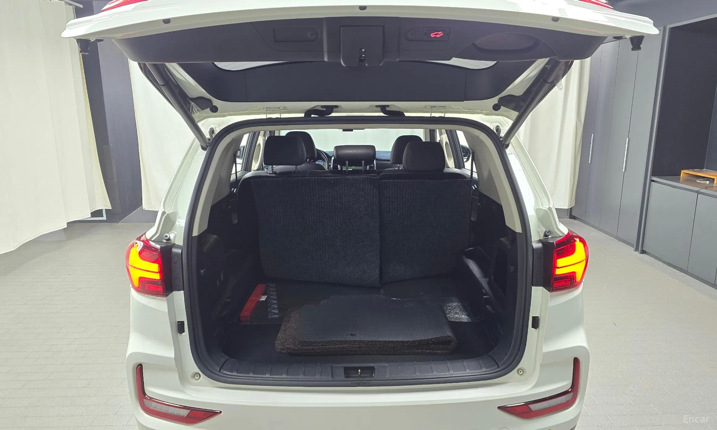 KG Mobility (SsangYong) Rexton превью 20