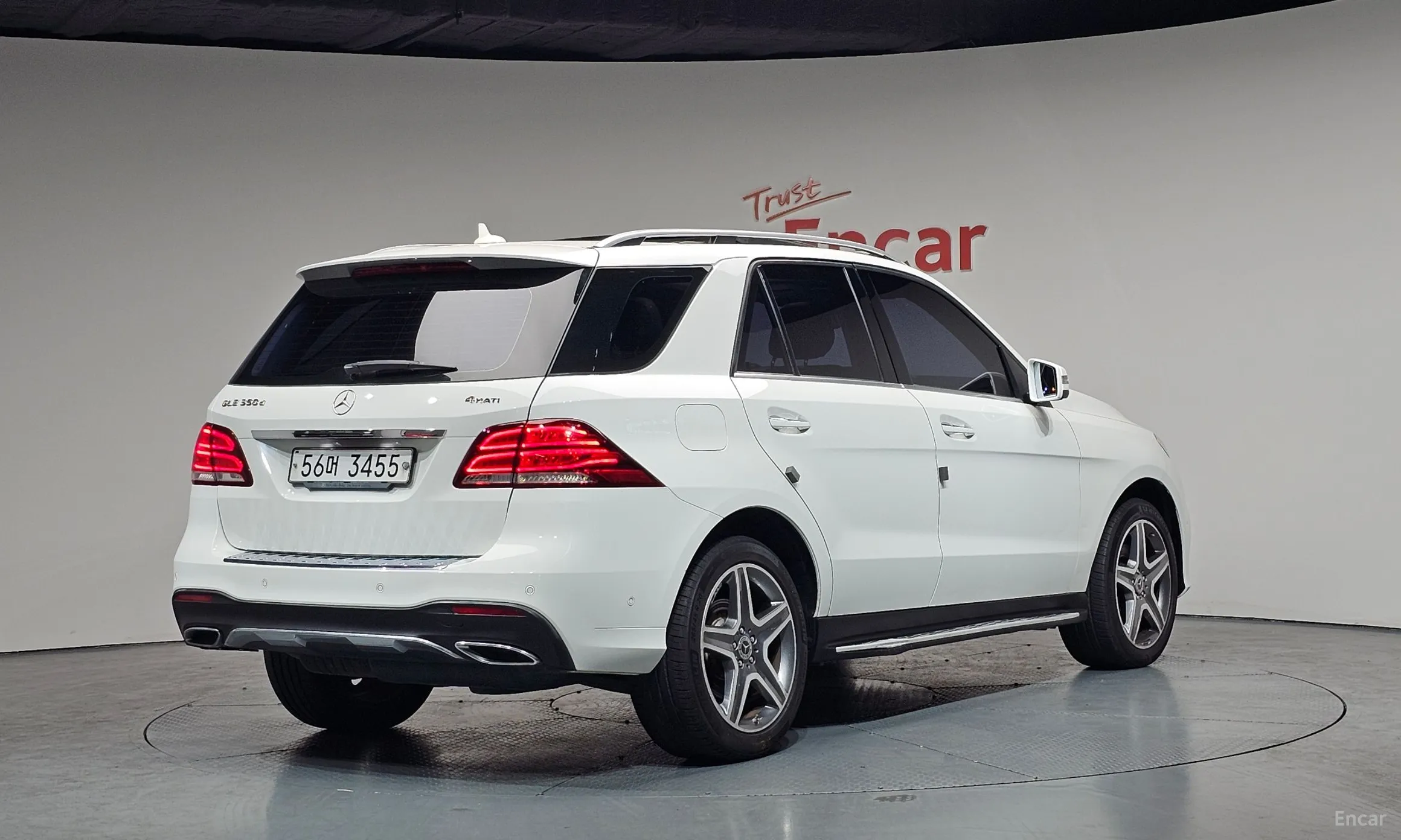 Mercedes Benz GLE-Class W166
