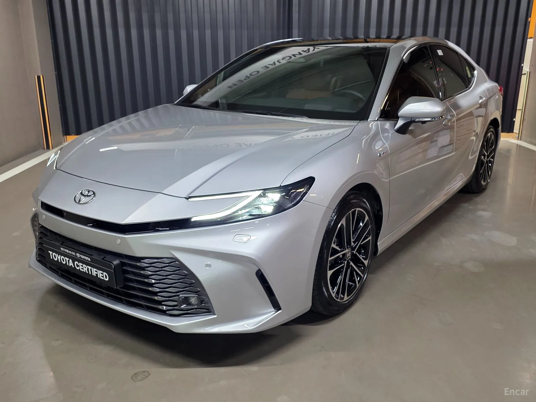 Camry (XV80)