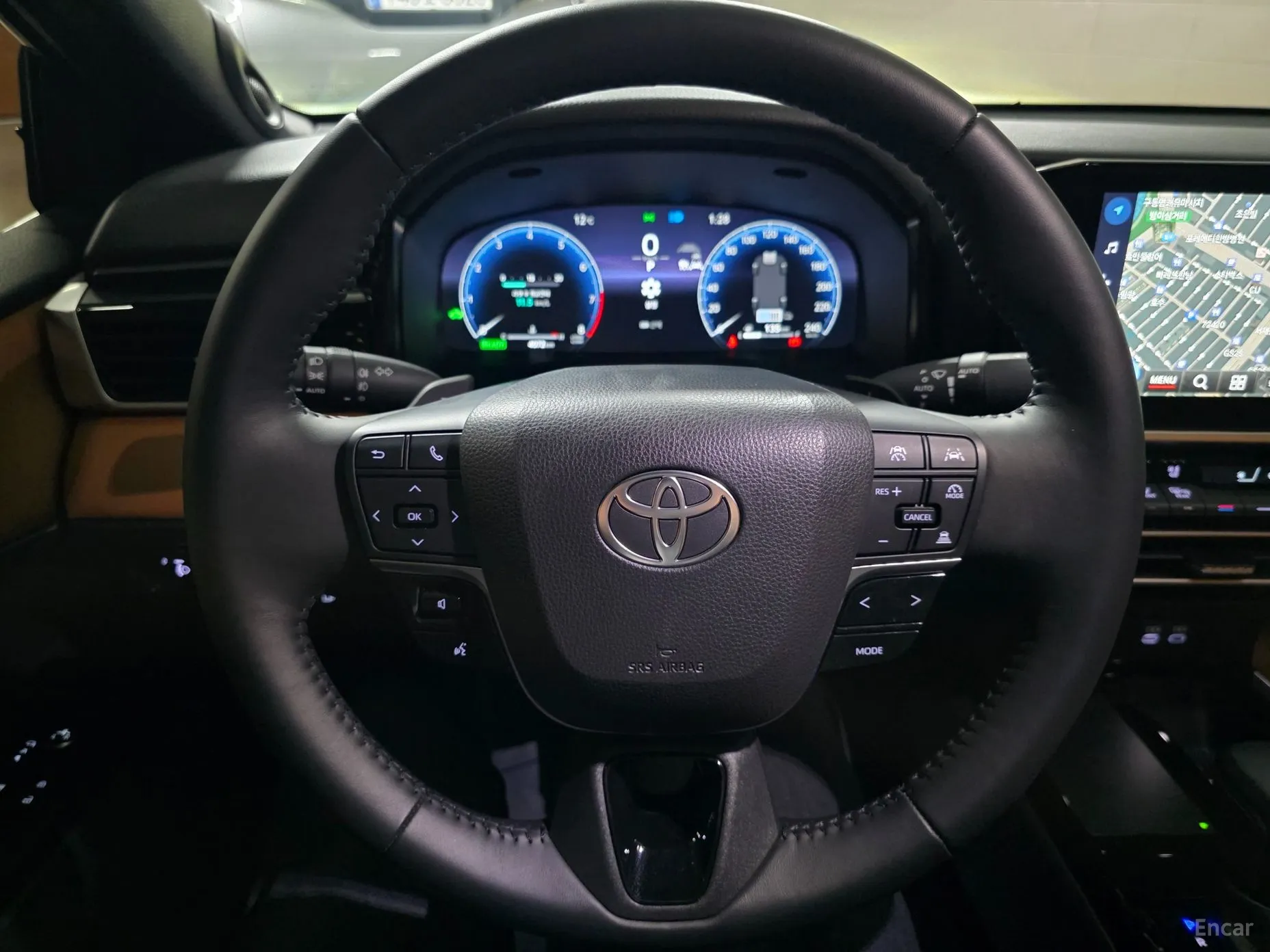 Toyota Camry (XV80) превью 11